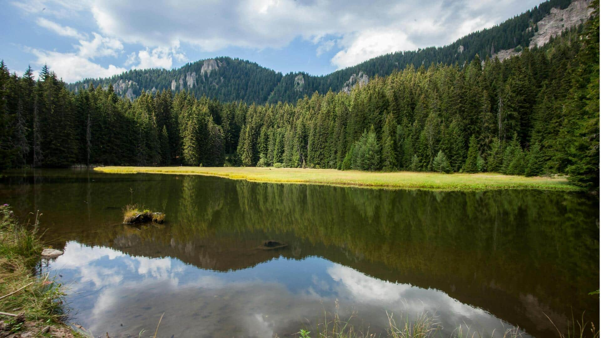 Menjelajahi Desa Pomak di Pegunungan Rhodope, Bulgaria