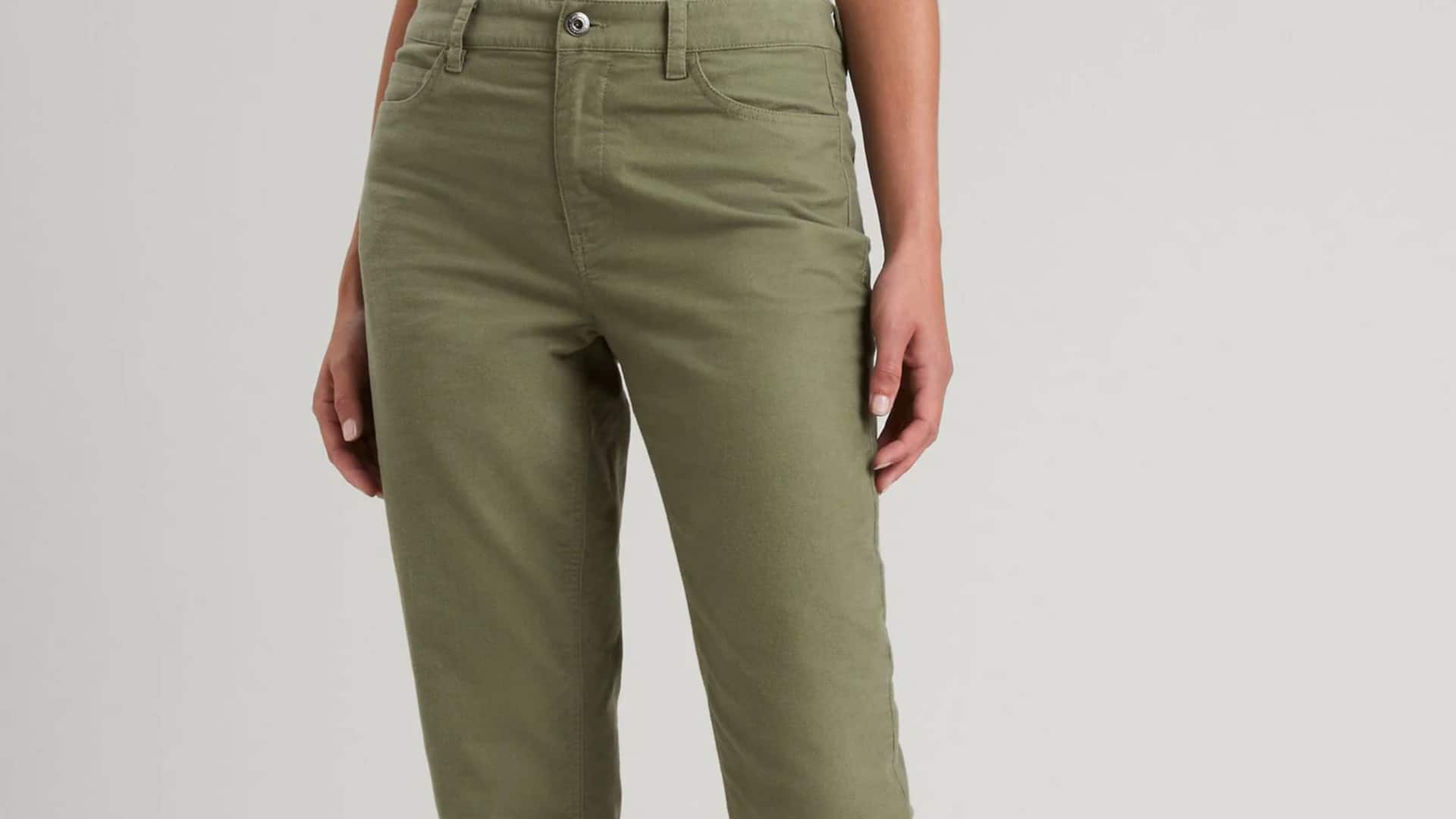 Lima cara bergaya dengan celana Moleskin musim dingin ini