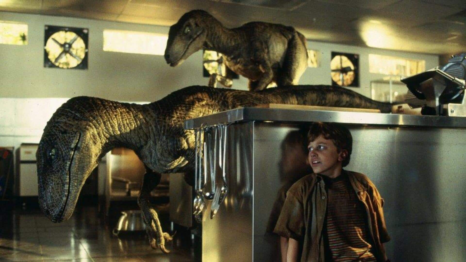 Hubungan menarik antara dinosaurus dan film Hollywood