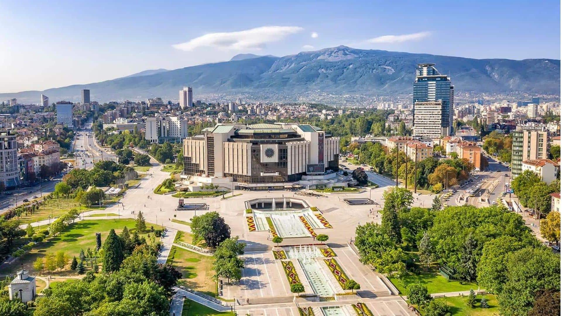 Kunjungi surga taman tersembunyi di Sofia