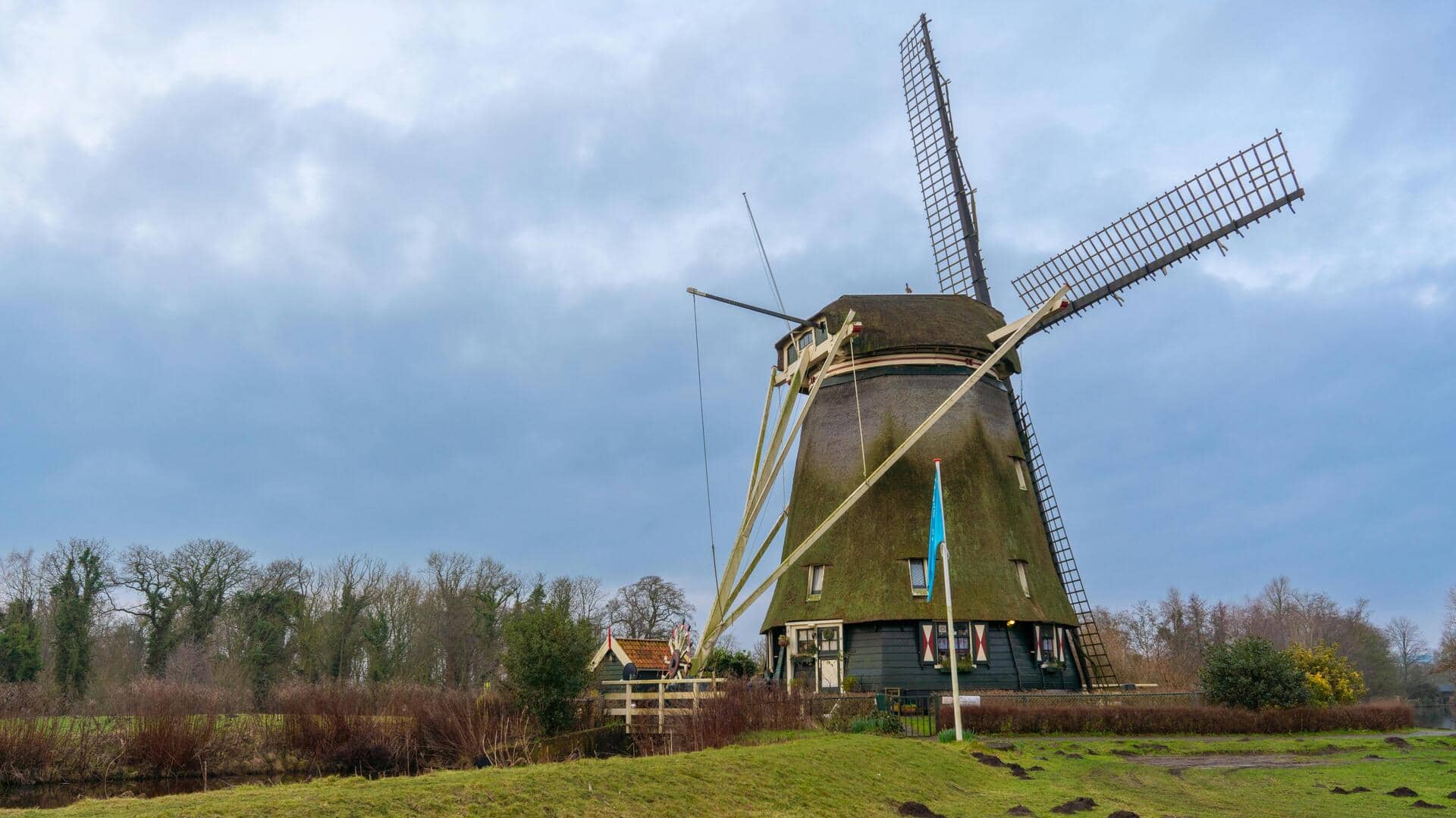 Kincir Angin Terbaik di Amsterdam: Tengara Budaya Belanda yang Ikonik