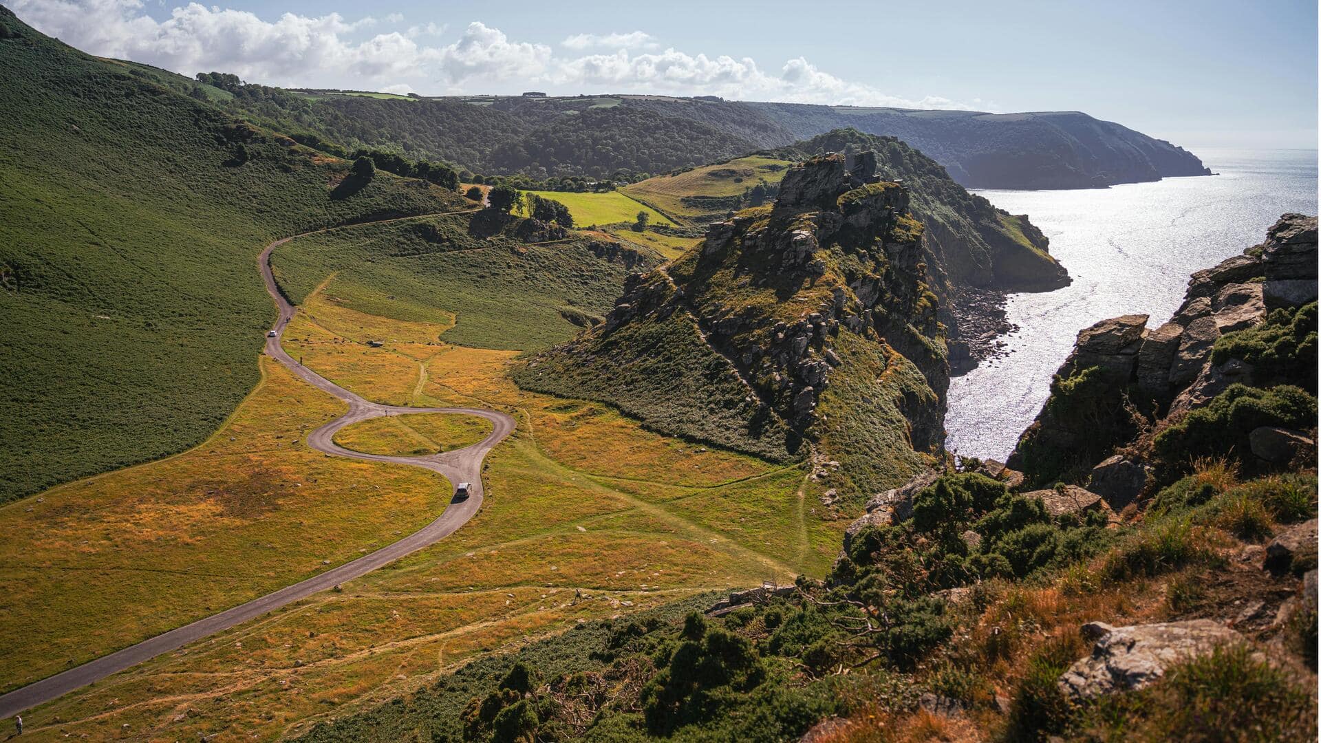 Menjelajahi Keindahan Taman Nasional Exmoor, Inggris