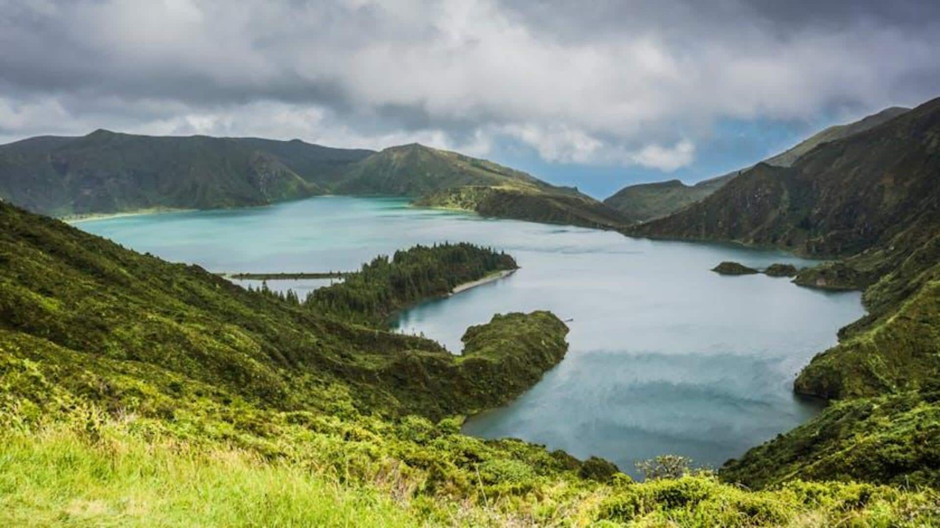 Kolam Renang Alami di Azores, Portugal Kolam Renang Alami di Azores, Portugal