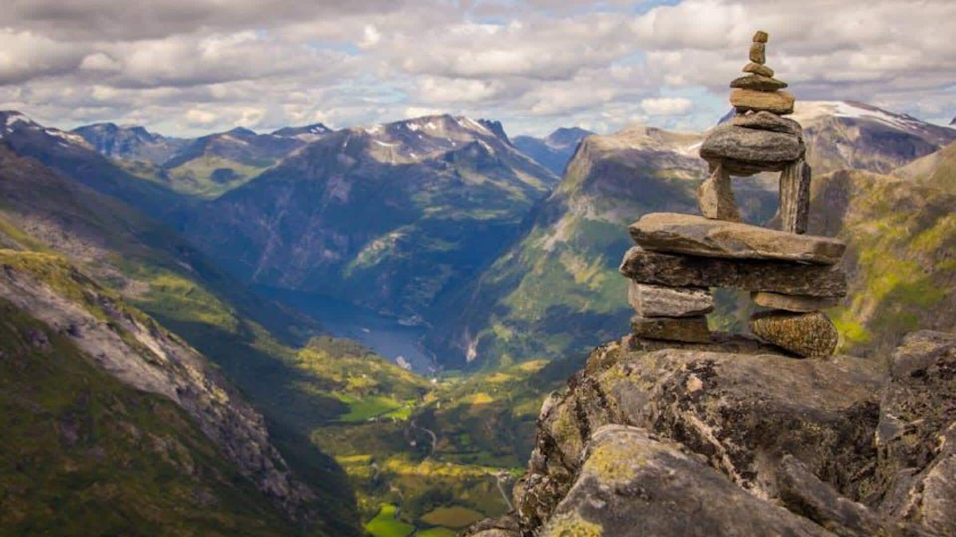 Menjelajahi Keindahan Alam Fjord Norwegia Menjelajahi Keindahan Alam Fjord Norwegia