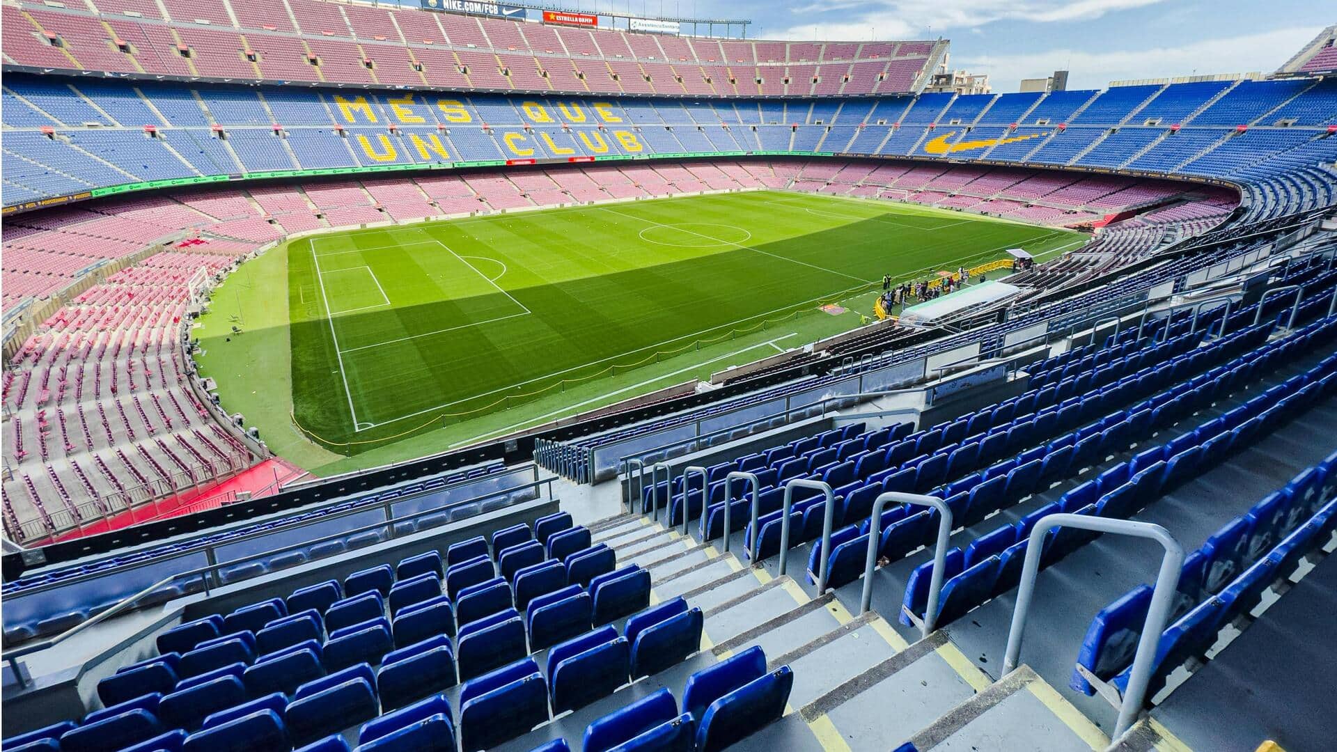 Mengapa kursi stadion sepak bola berwarna cerah? Mengapa kursi stadion sepak bola berwarna cerah?