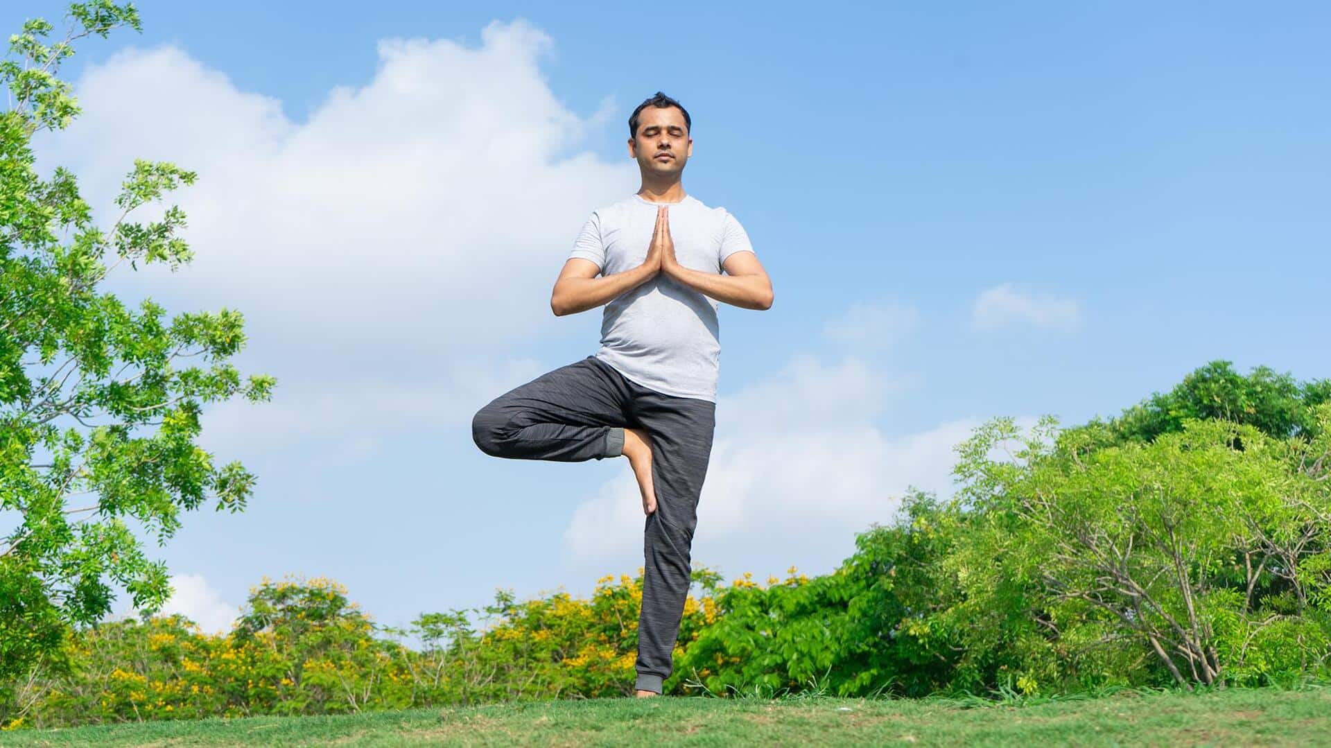 Menguasai Vrikshasana untuk Meningkatkan Konsentrasi dan Keseimbangan Tubuh Menguasai Vrikshasana untuk Meningkatkan Konsentrasi dan Keseimbangan Tubuh