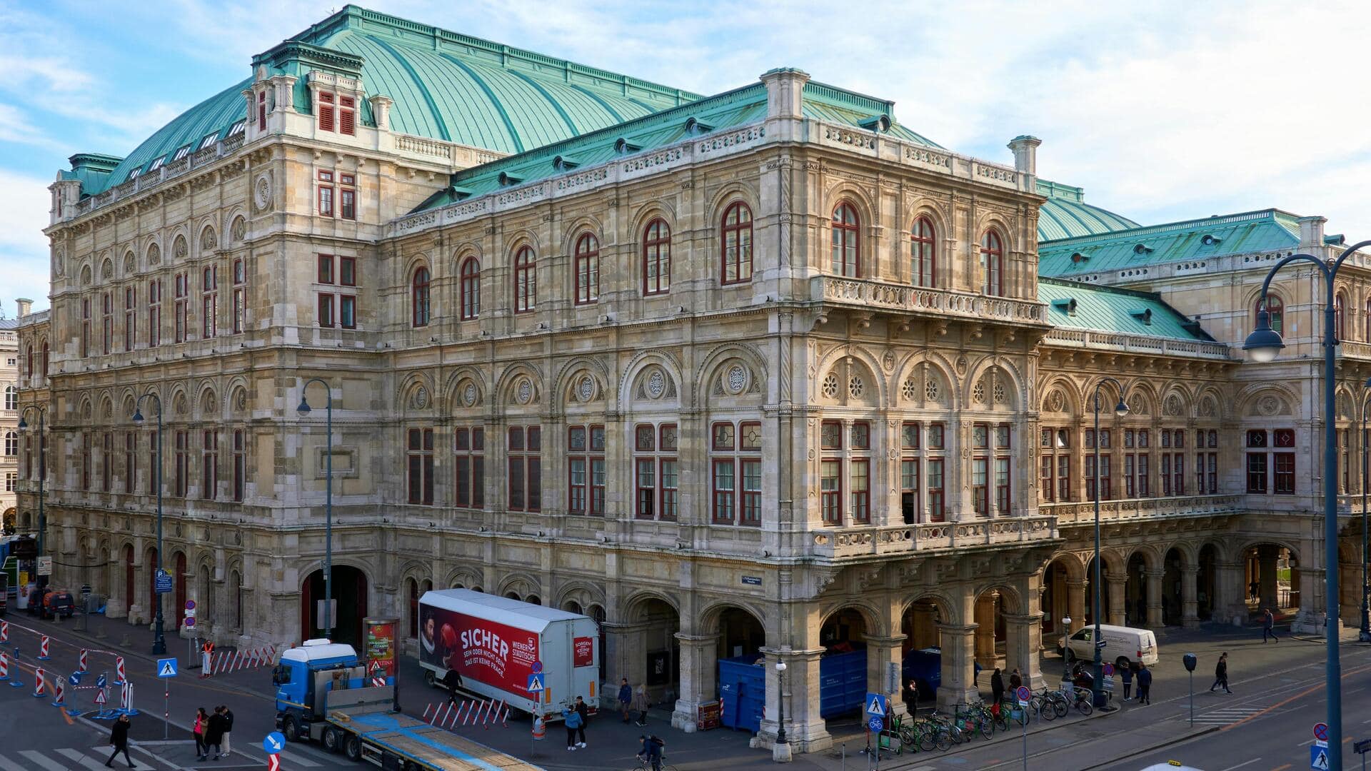 Menikmati Arsitektur Klasik Wina dengan Berjalan Santai