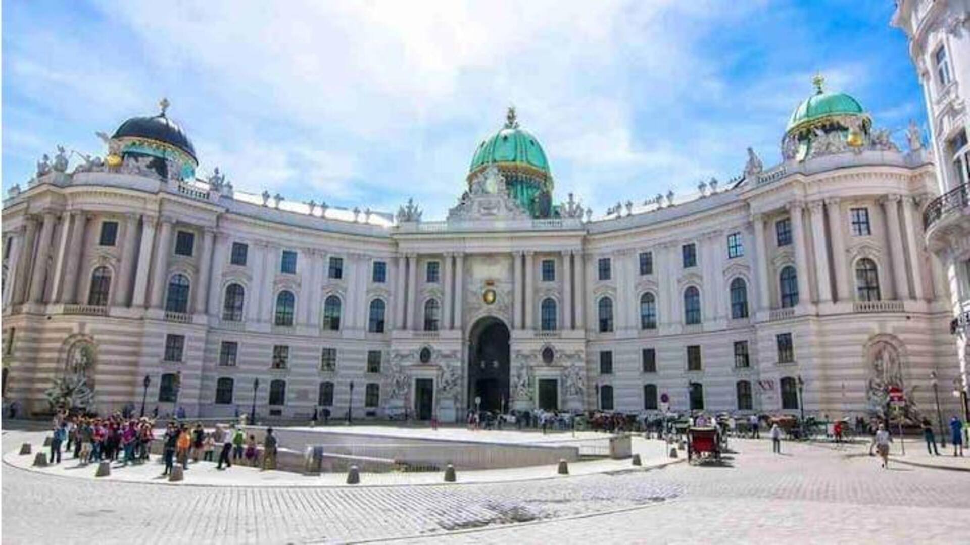 Sederet Lokasi Yang Dapat Dijelajahi Di Istana Hofburg Wina
