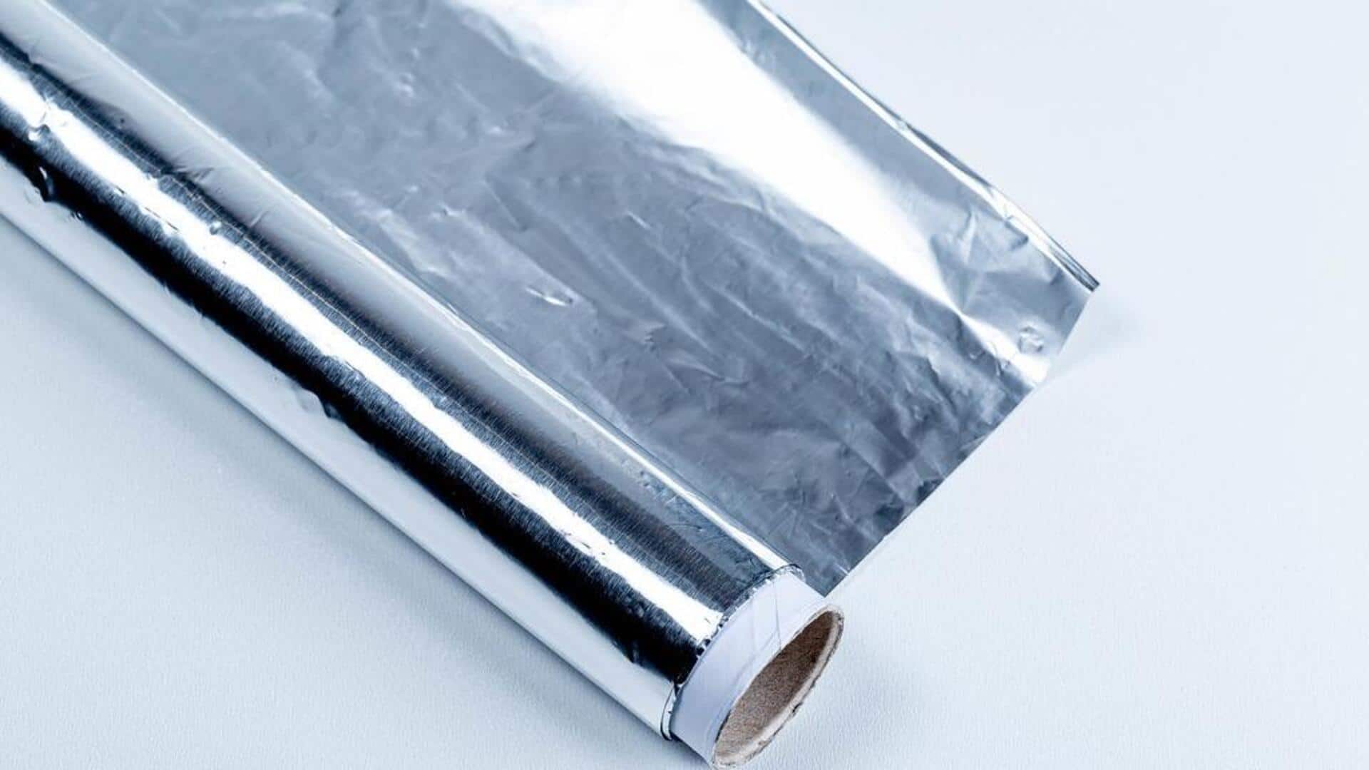 Penggunaan aluminium foil yang tak terduga di rumah Penggunaan aluminium foil yang tak terduga di rumah