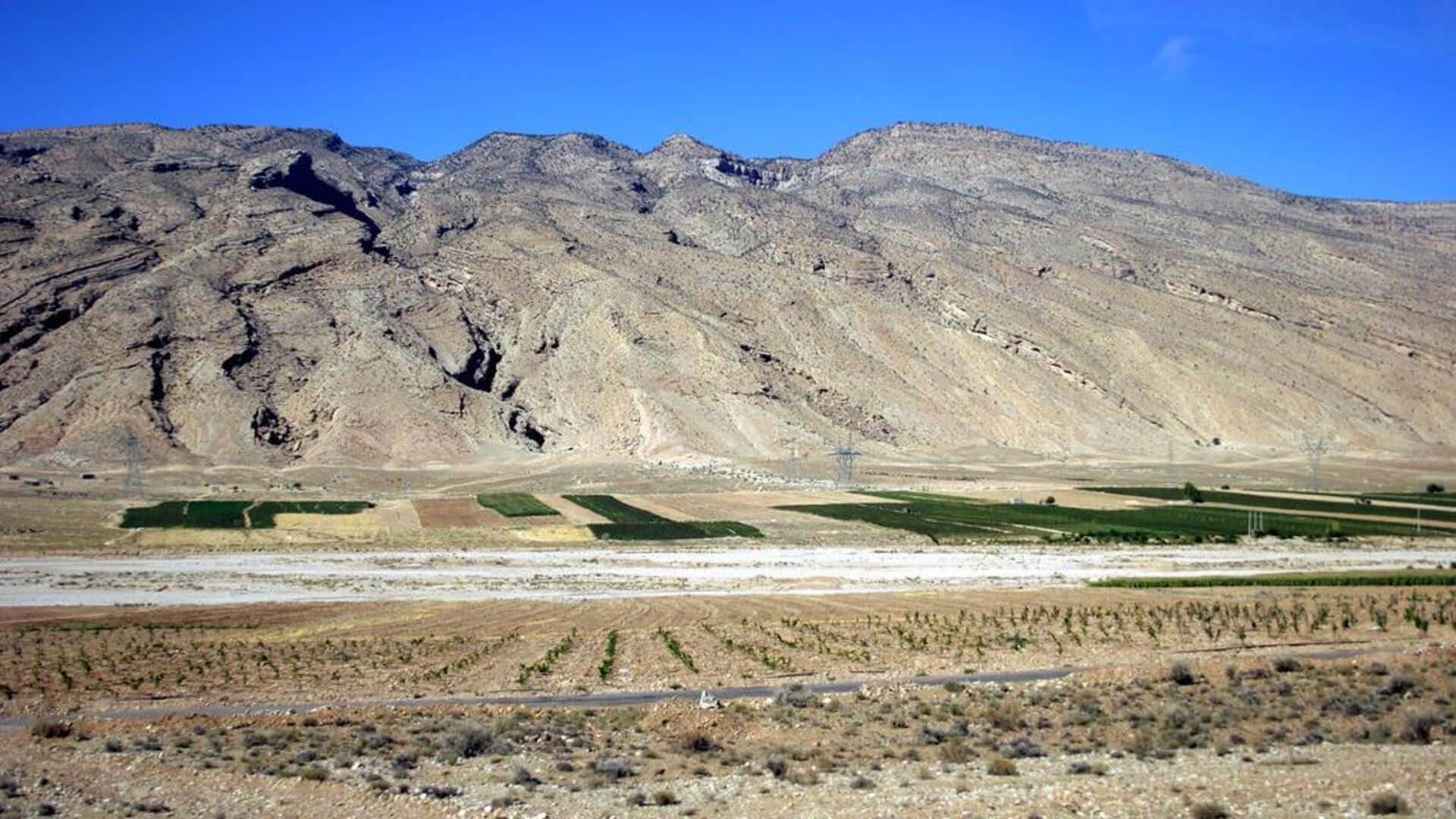 Menjelajahi keindahan Pegunungan Zagros, Iran