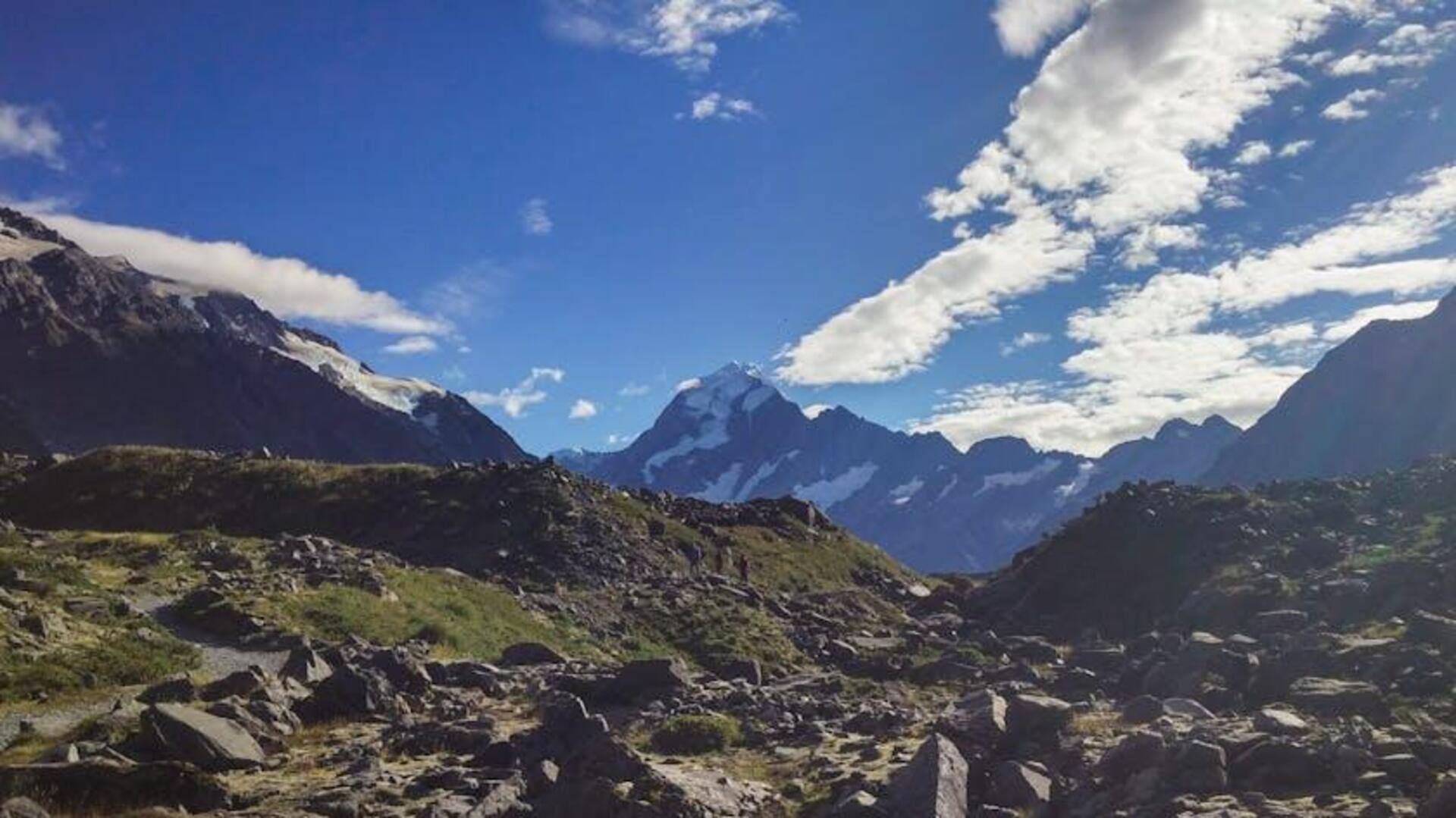 Menjelajahi Jalur Pendakian Tersembunyi di Belantara Selandia Baru