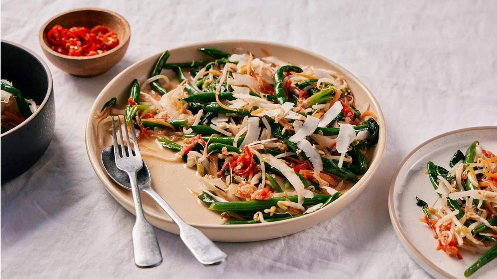 Menikmati Segarnya Salad Pedas Bali