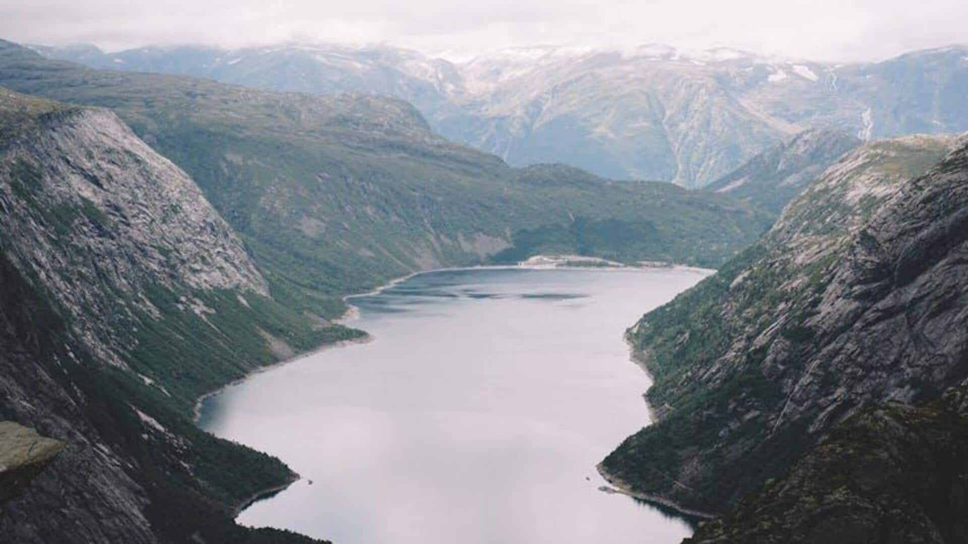 Temukan Desa Fjord Norwegia yang Menawan Temukan Desa Fjord Norwegia yang Menawan