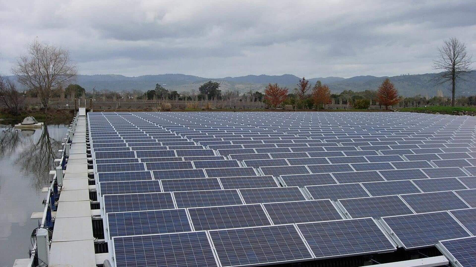 Solusi Inovatif: Pembangkit Listrik Tenaga Surya Terapung