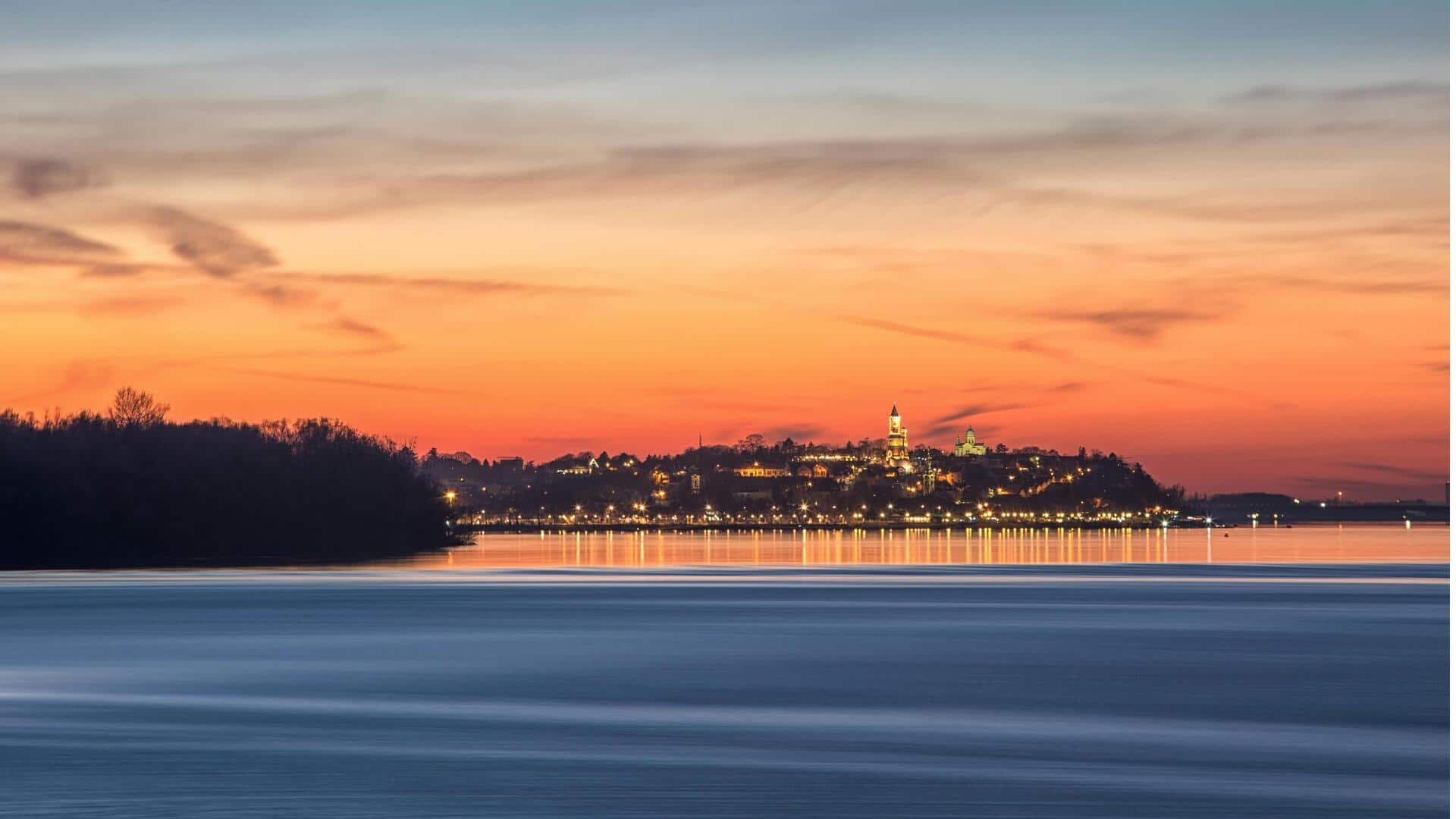 Menjelajahi Keindahan Pasir Deliblato, Serbia