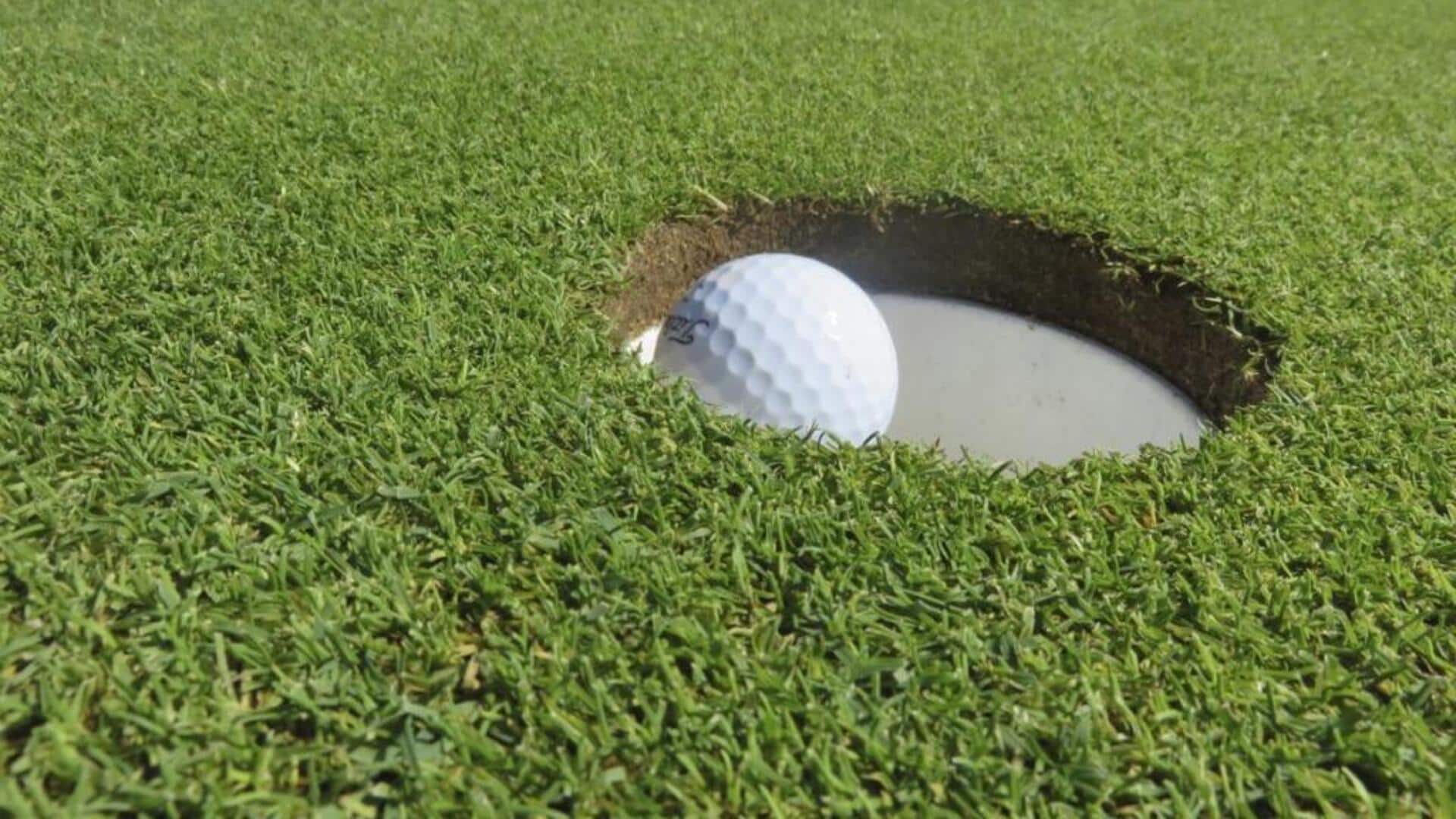 Mengapa lubang golf berdiameter 4,25 inci?
