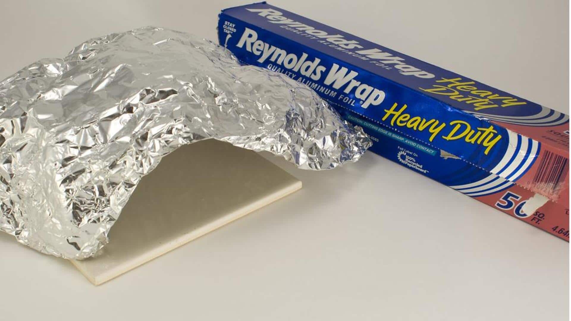 Lima trik mengejutkan dengan aluminium foil di rumah