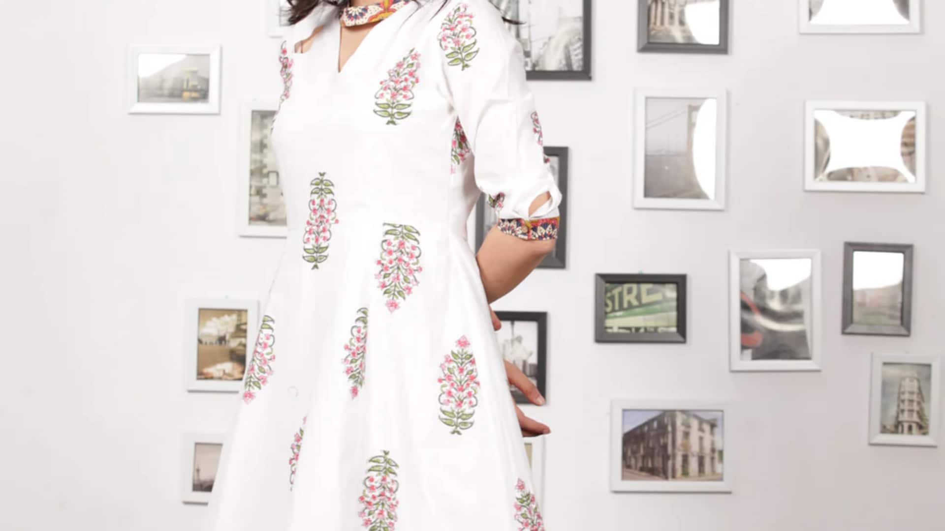 Lima cara elegan memadukan gaun cetak blok