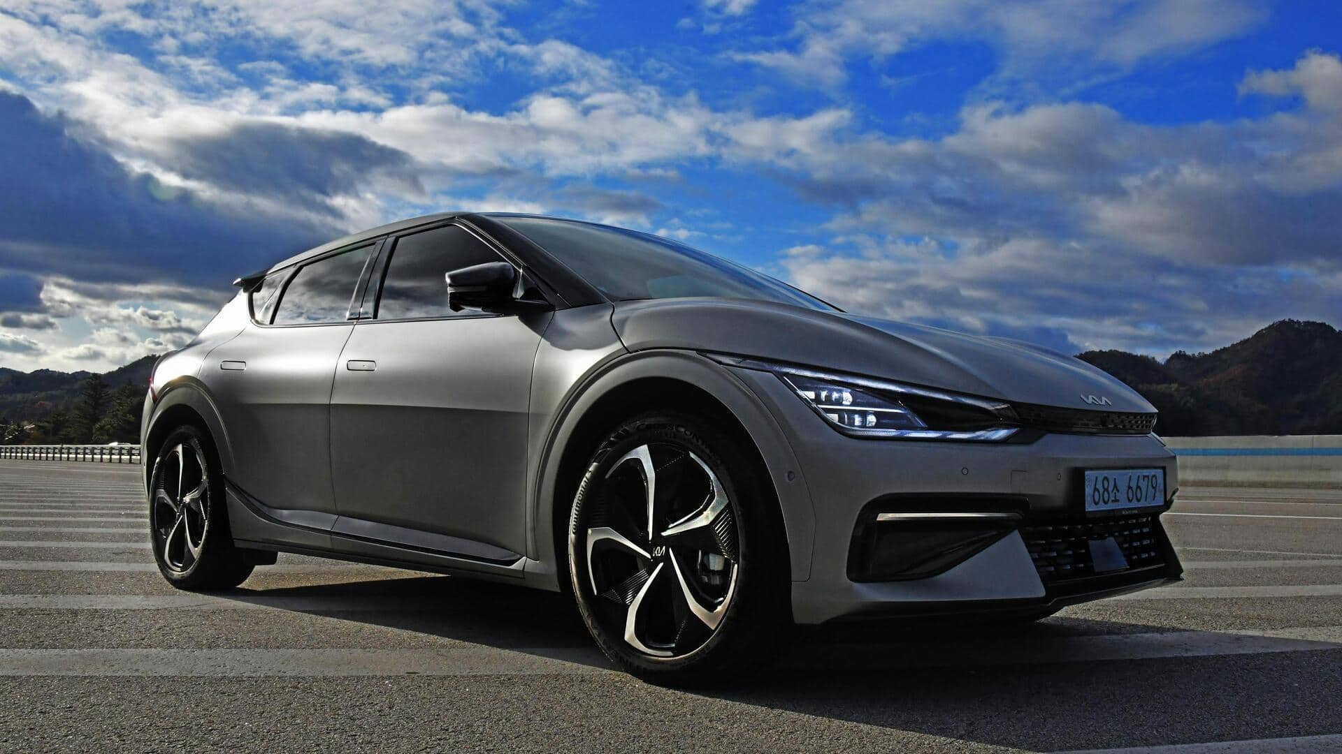 Lima Tanda Penting Baterai Mobil Anda Butuh Perhatian Segera