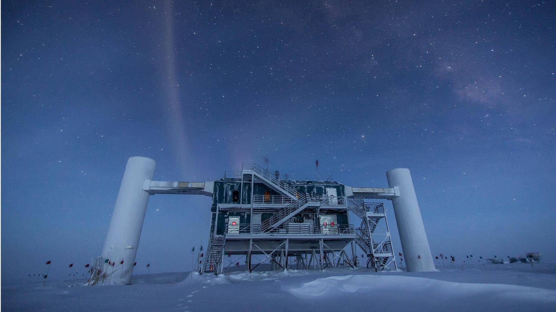 Peran Neutrino dalam Keseimbangan Kosmik