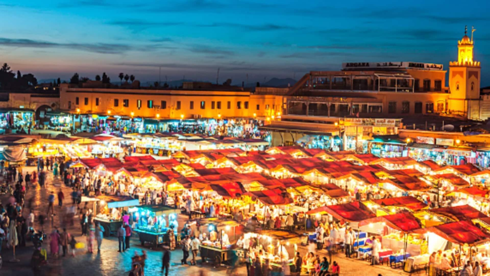 Maraton pasar Medina yang mistis di Marrakesh 