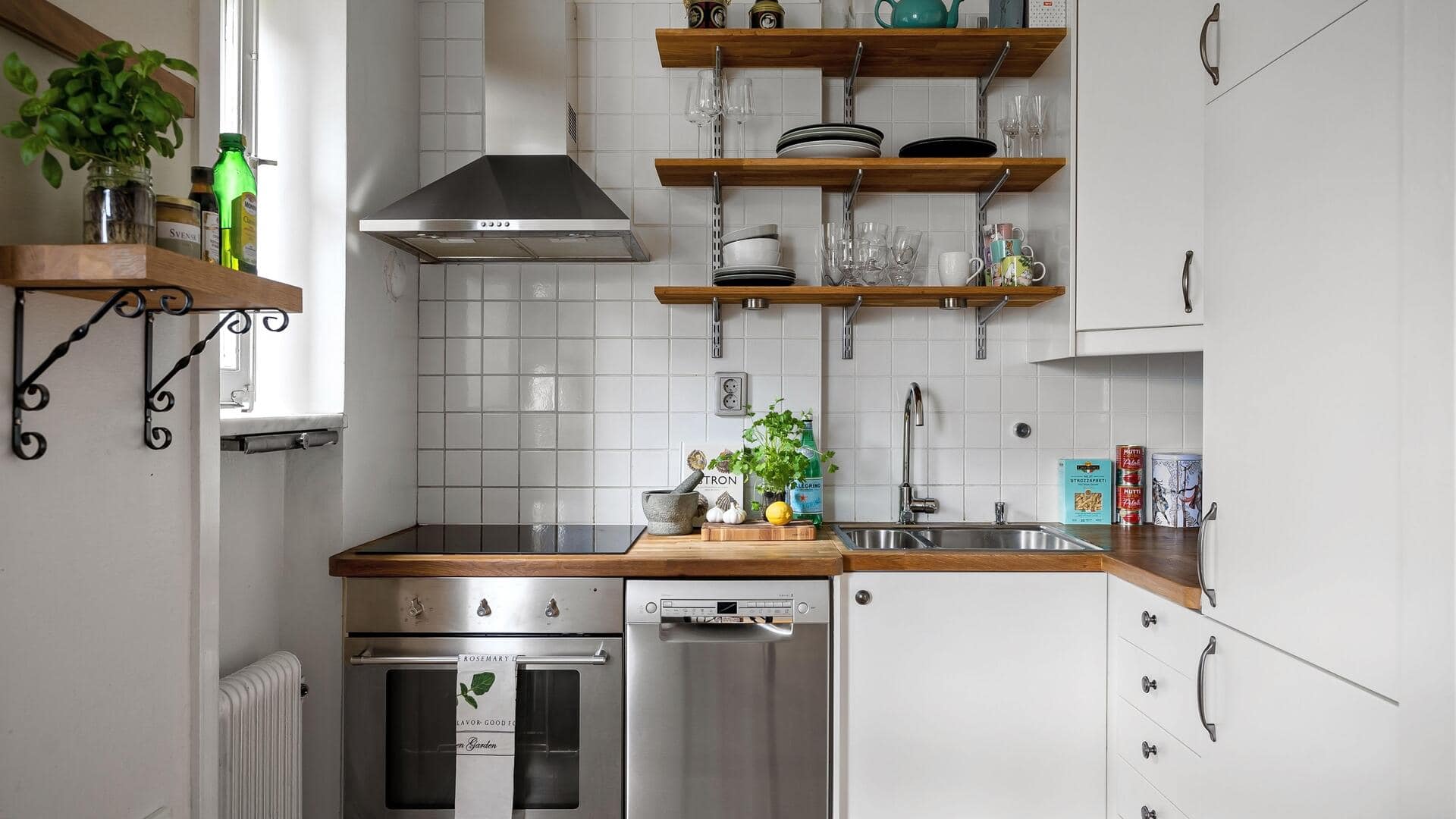 Maksimalkan ruang dapur dengan trik organisasi kreatif