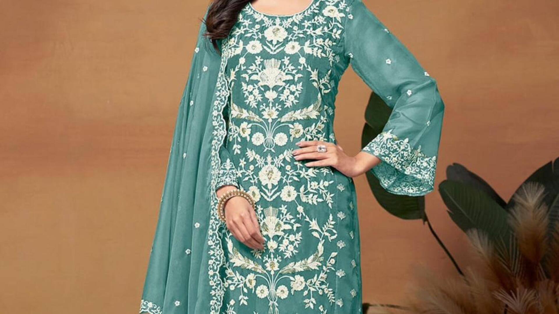 Motif India: Tren mode musim semi-panas