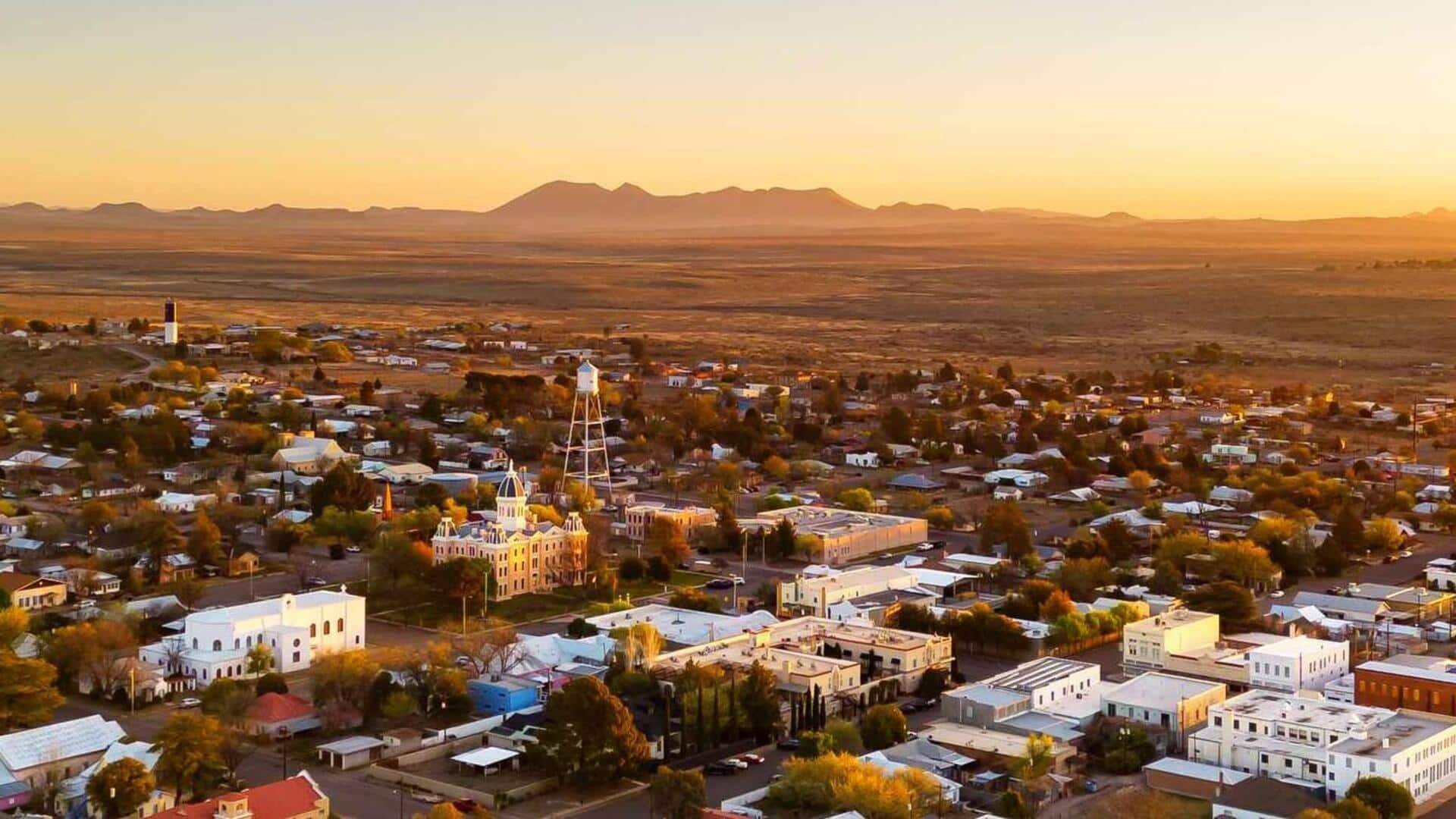 Marfa, Texas: Surga bagi penggemar seni gurun pasir 