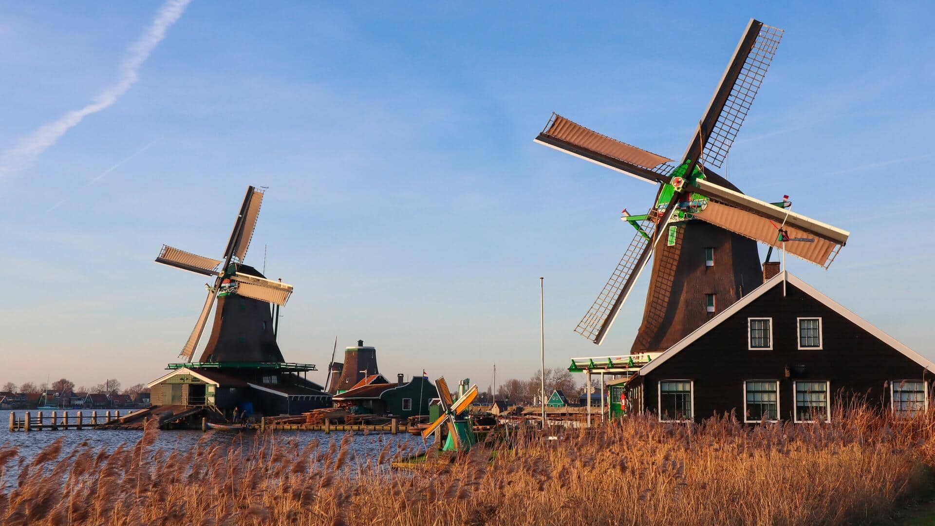 Kincir Angin Bersejarah di Zaanse Schans