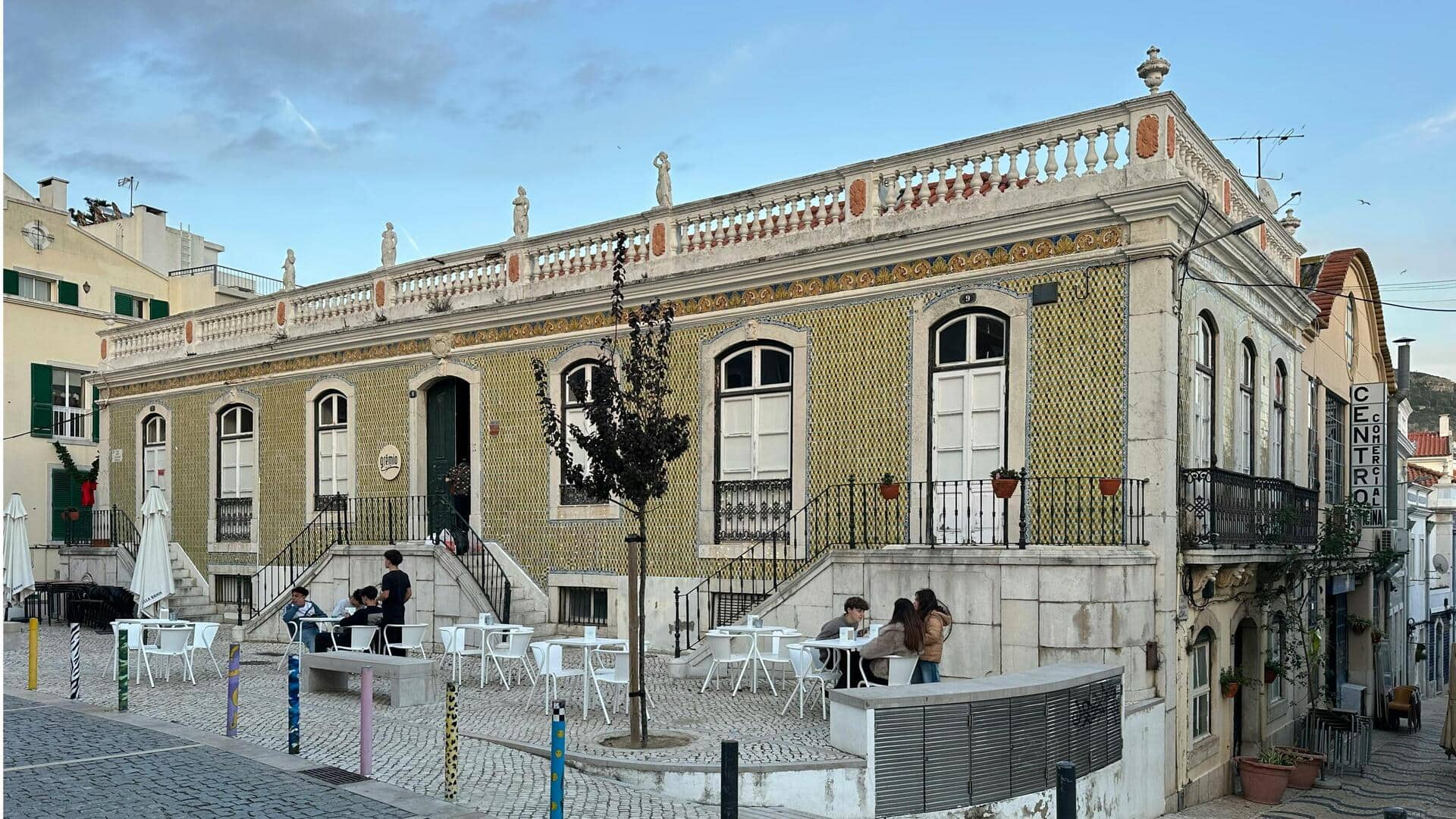 Kafe Vintage di Lisbon yang belum Terjamah