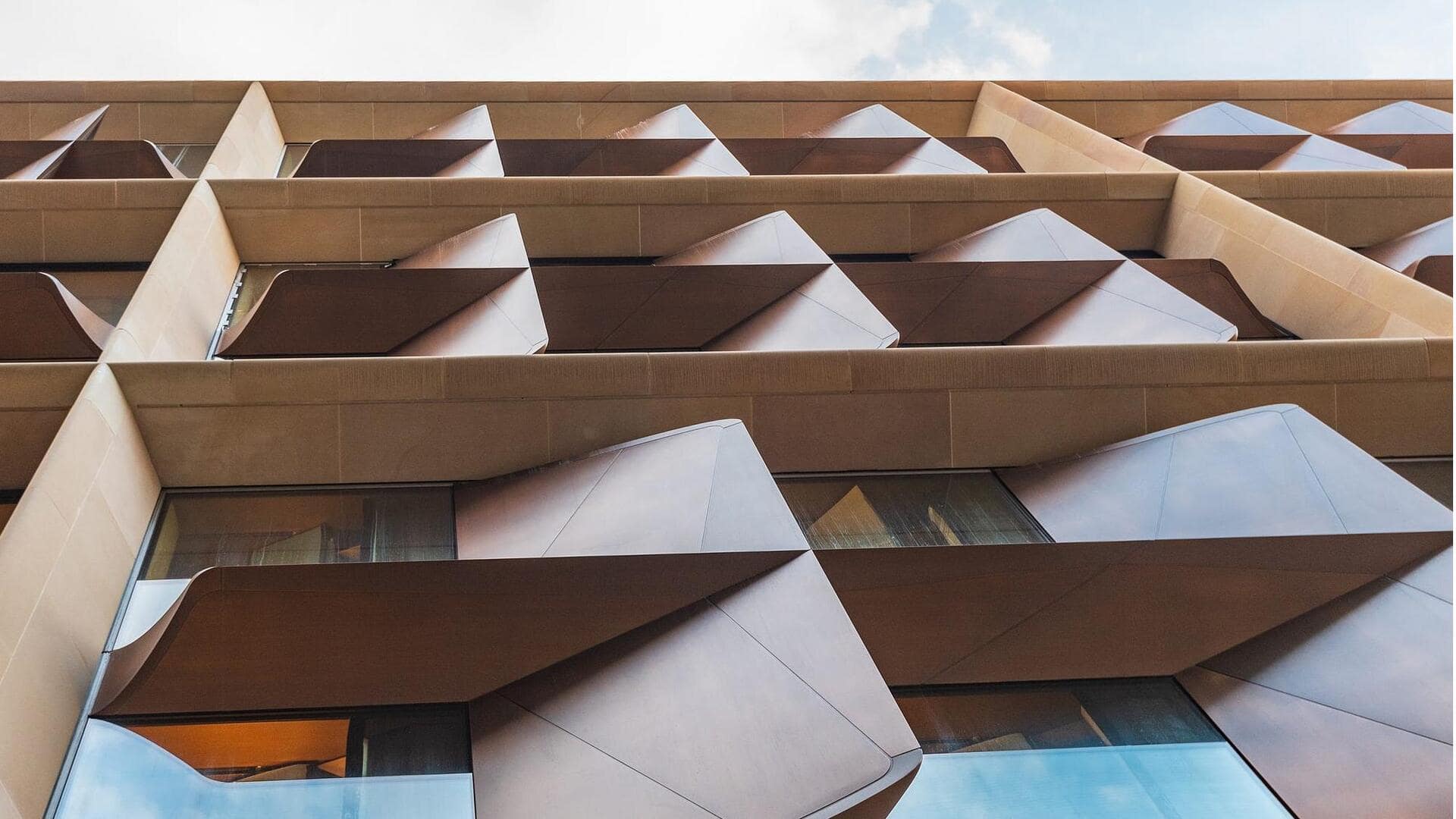 Menjelajahi Desain Geometris dalam Fotografi Arsitektur Abstrak Menjelajahi Desain Geometris dalam Fotografi Arsitektur Abstrak