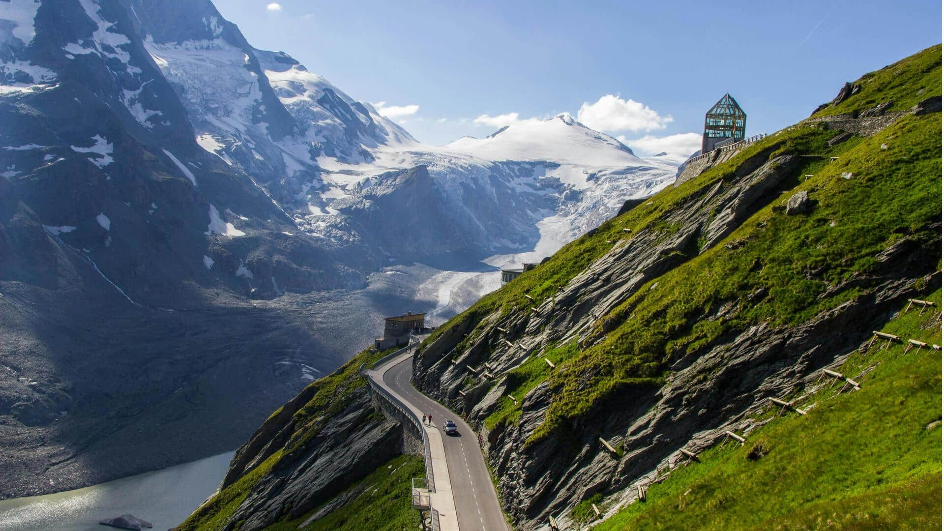 Menjelajahi Hutan Alpen yang Murni di Tyrol, Austria