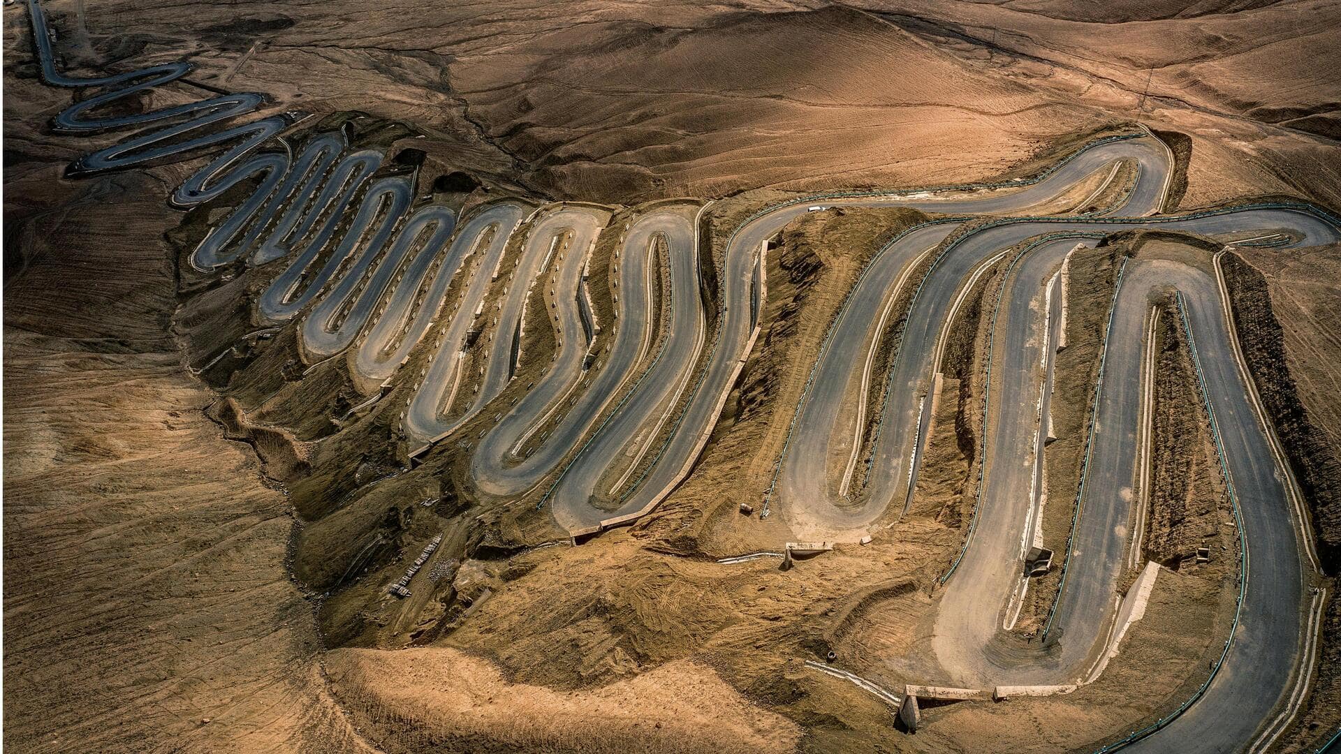 Menjelajahi Keajaiban Cekungan Turpan, Cina