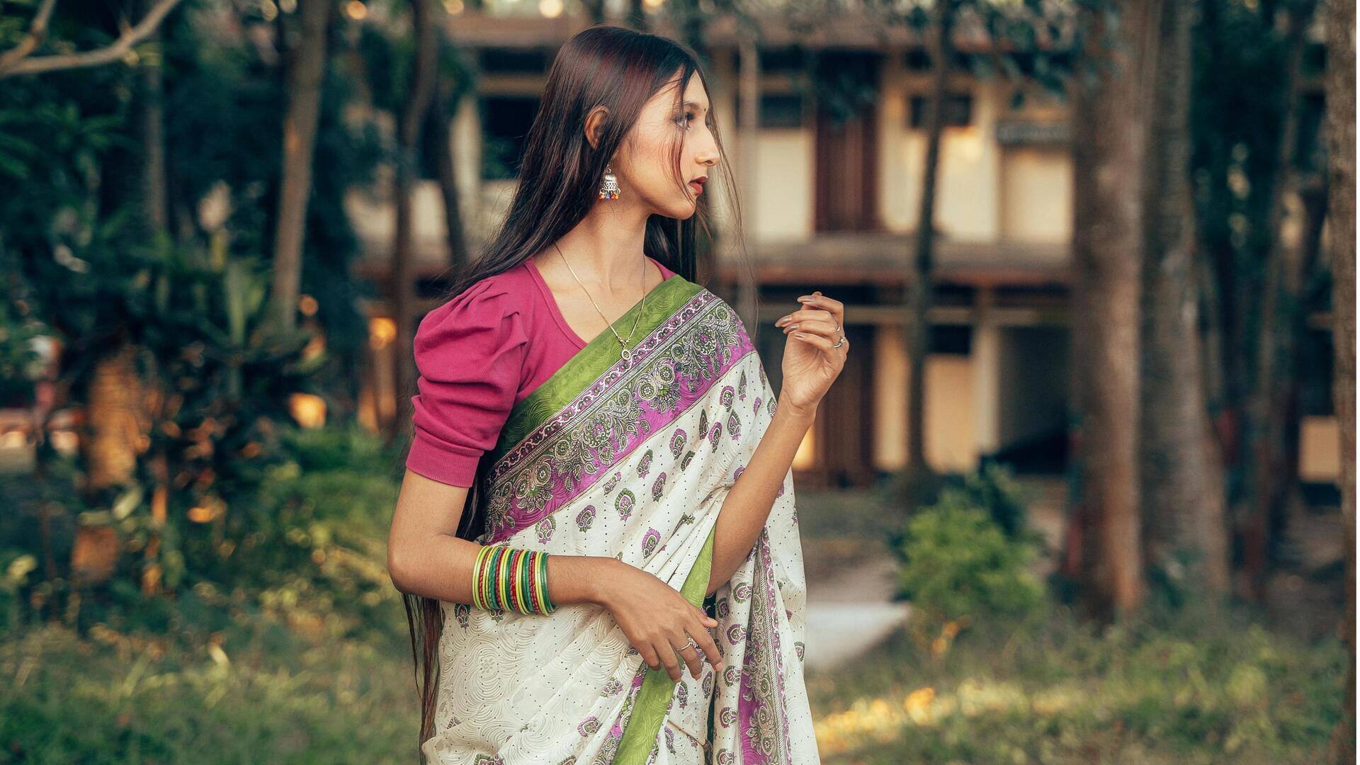 Keanggunan abadi: Menemukan kembali sari sutra vintage