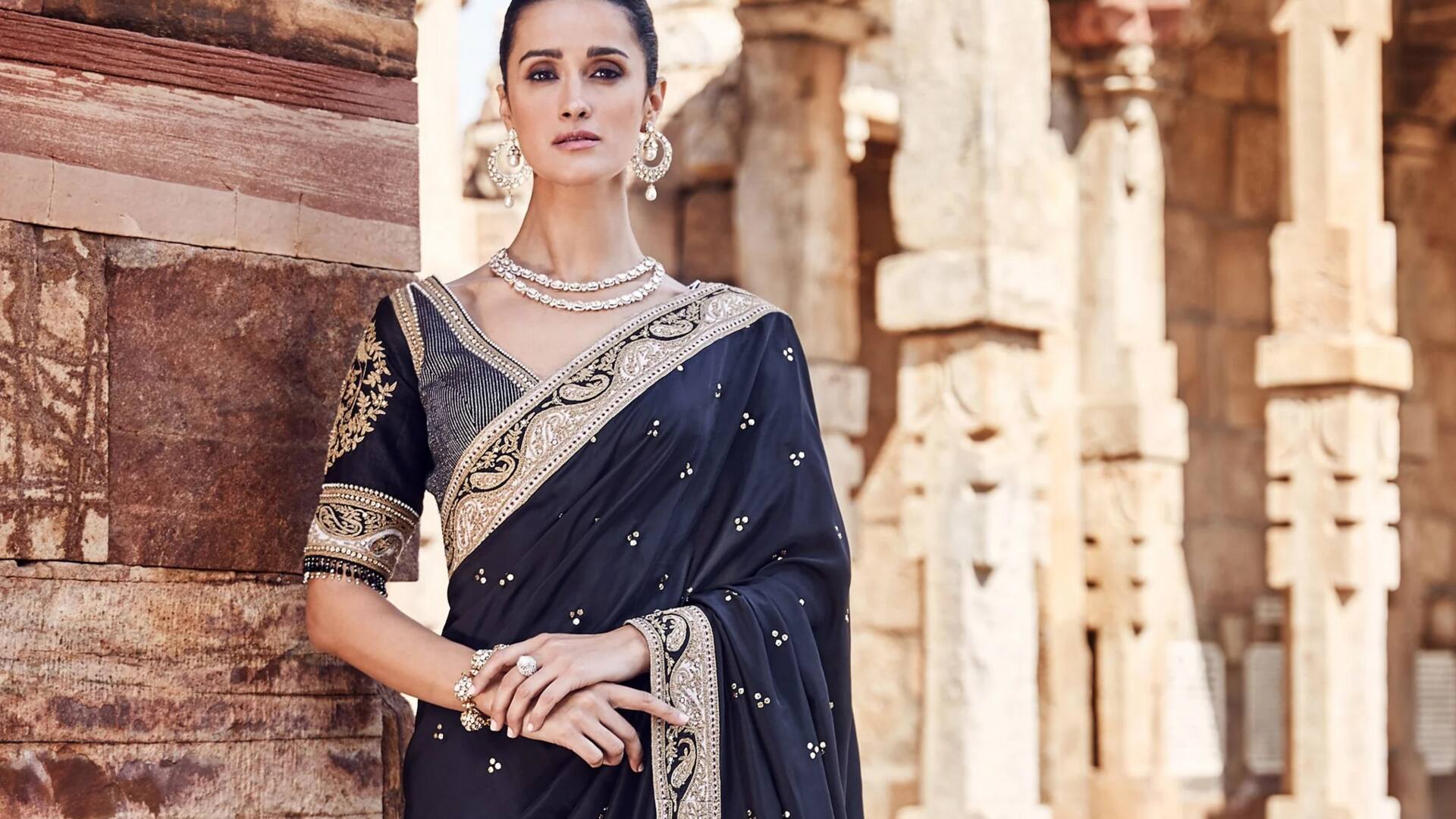 Tampil cantik Bohemian dengan saree vintage