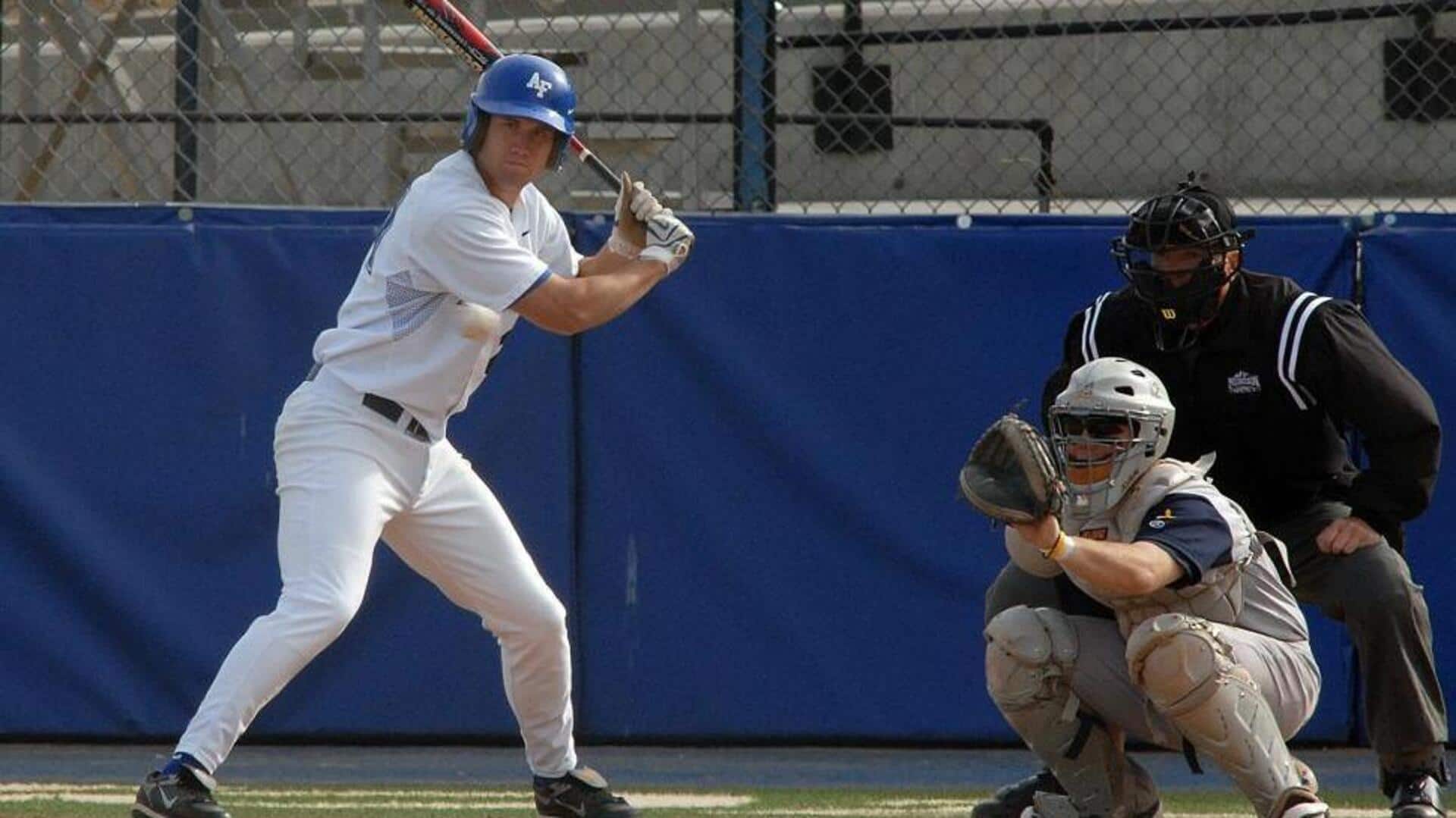 Mengapa pemain baseball mengunyah permen karet saat bermain? Mengapa pemain baseball mengunyah permen karet saat bermain?