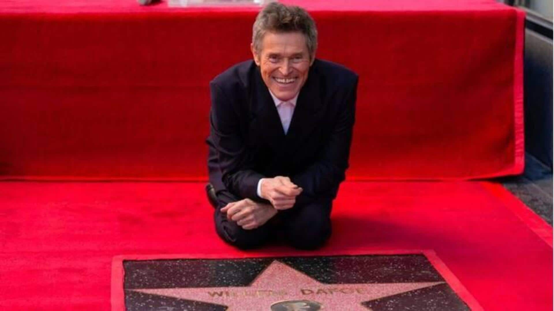 Willem Dafoe mendapatkan bintang Hollywood Walk of Fame yang telah lama ditunggu-tunggu