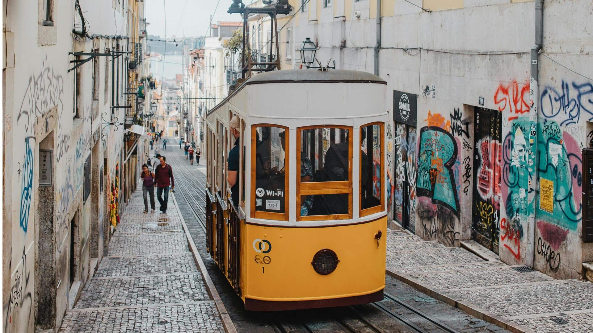 Menjelajahi Seni Urban yang Hidup di Lisbon, Portugal