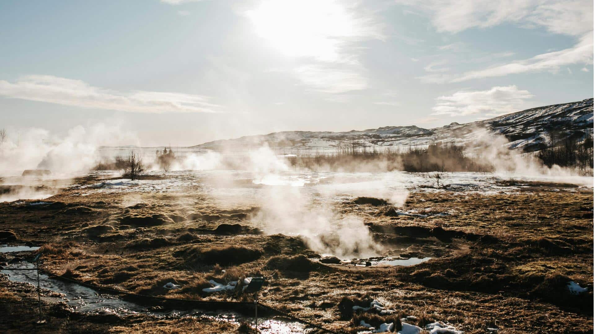 Keajaiban Geotermal Islandia: Mengurangi Biaya Energi Data Global
