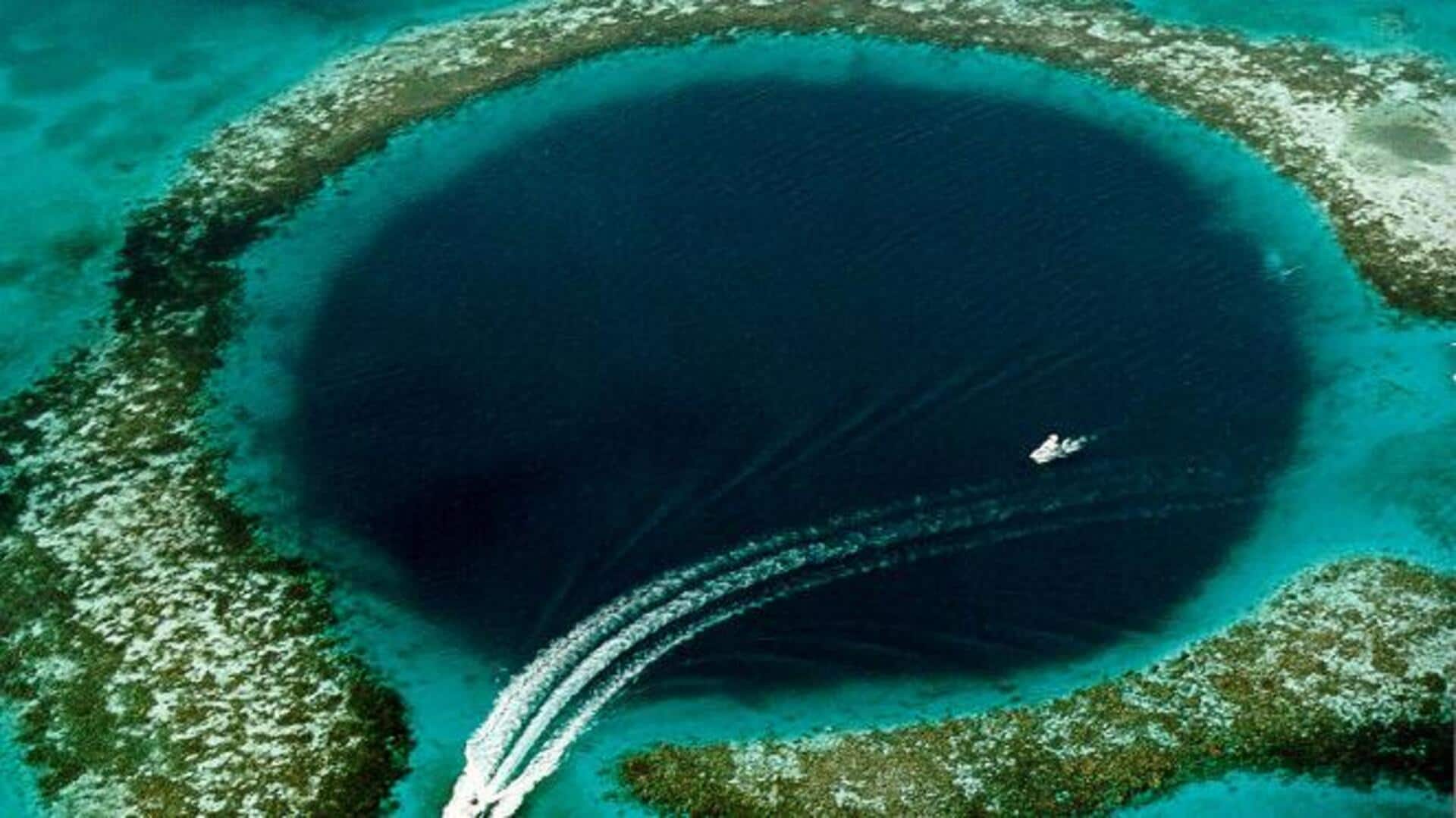 Menjelajahi Great Blue Hole di Belize: Tempat Menyelam Terbaik
