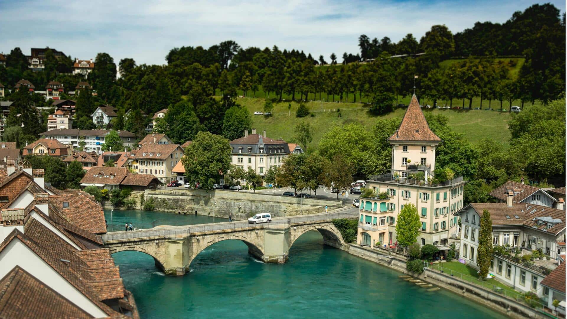 Menjelajahi Jalan Berpilar Bern: Pengalaman Swiss yang Tak Terlupakan