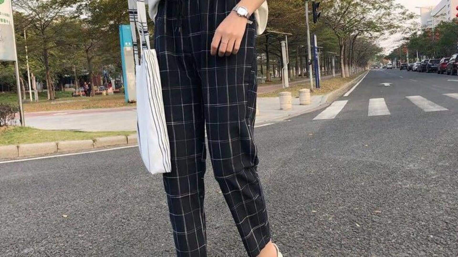 Lima gaya modern untuk memadukan celana kotak musim dingin ini