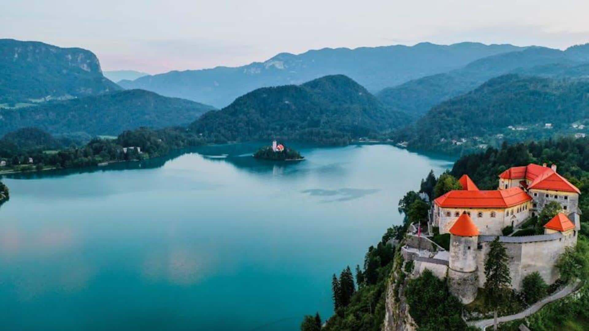 Menemukan Danau Indah dan Desa Alpen di Slovenia