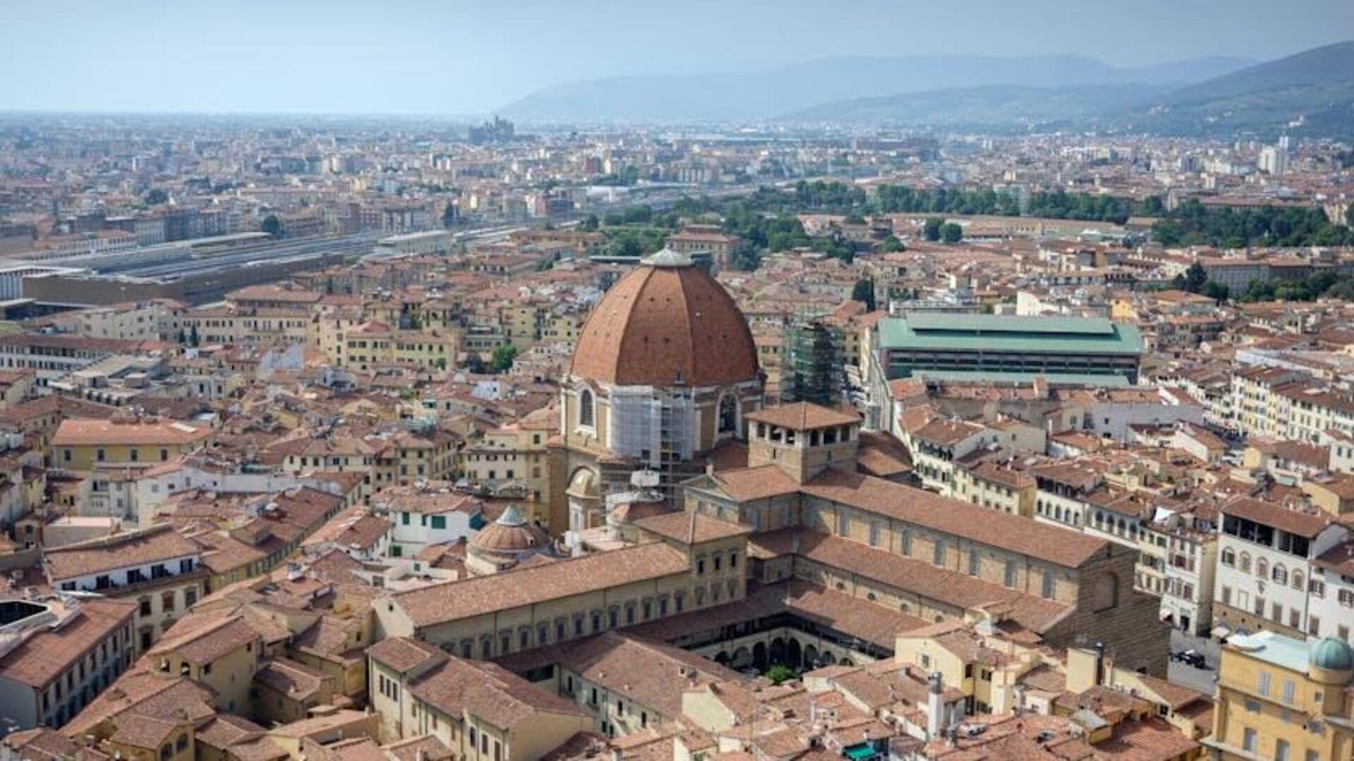 Menemukan Toko Antik di Sudut Florence