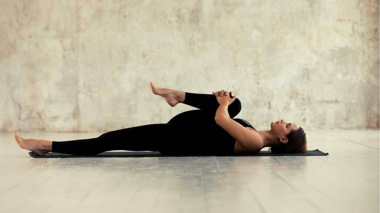 Perkuat lutut Anda dengan 5 pose yoga ini