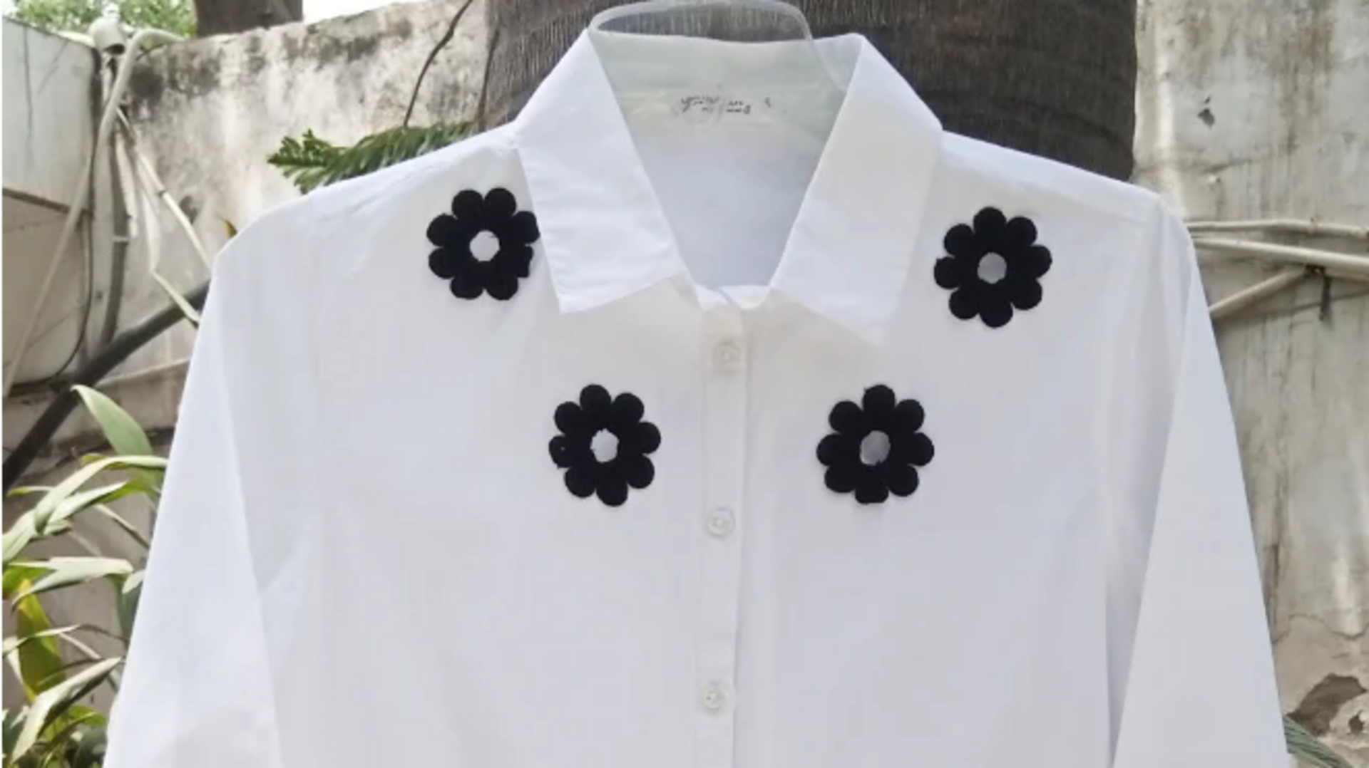 Ubah kemeja polos: Tambahkan gaya dengan patch kain unik