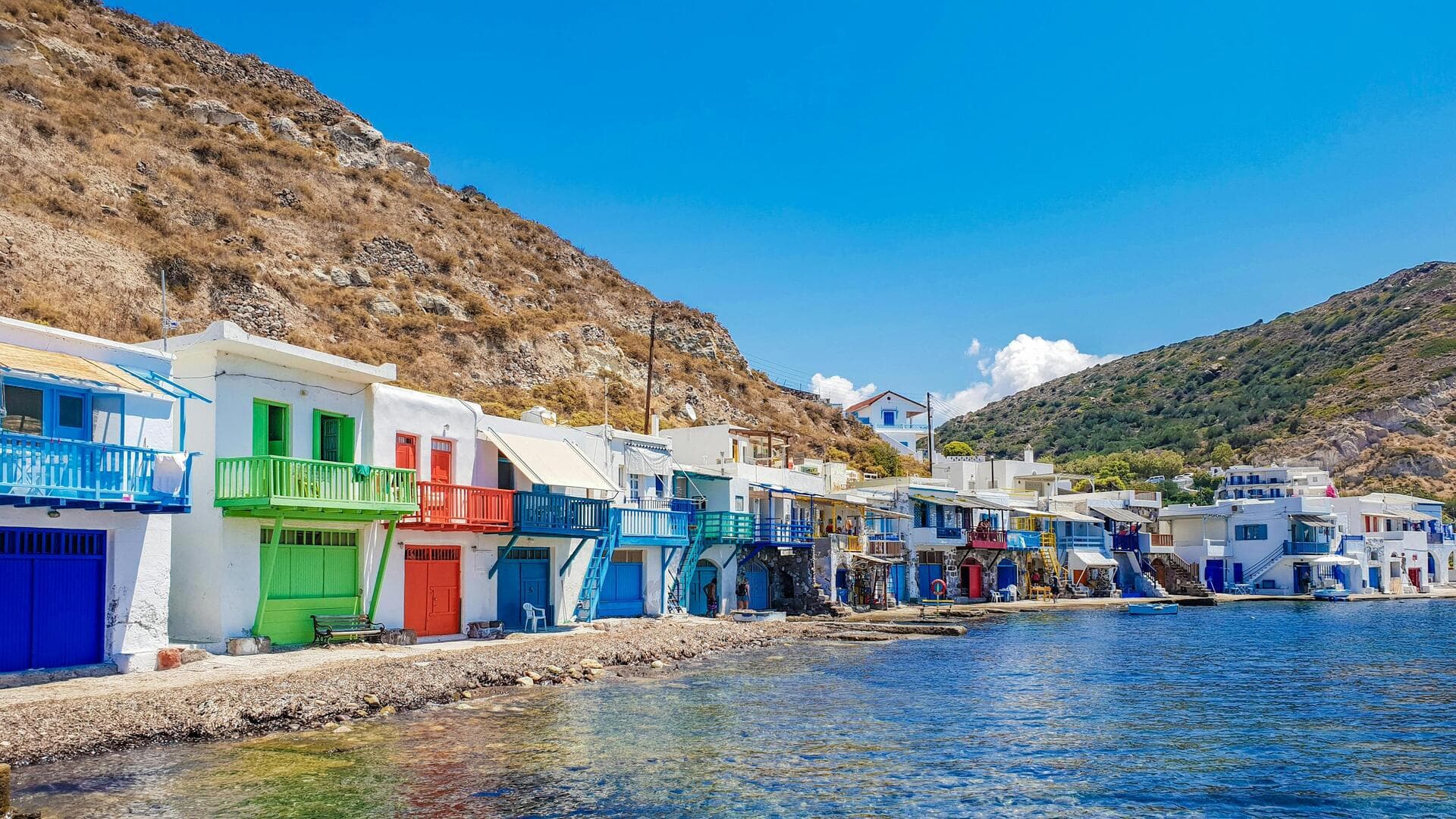 Menemukan Pulau-Pulau Tersembunyi di Yunani: Matahari dan Ketentraman