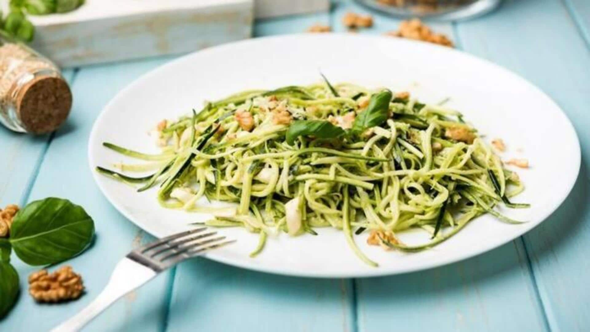 Siapkan pesto mie zucchini ini untuk hidangan lezat 