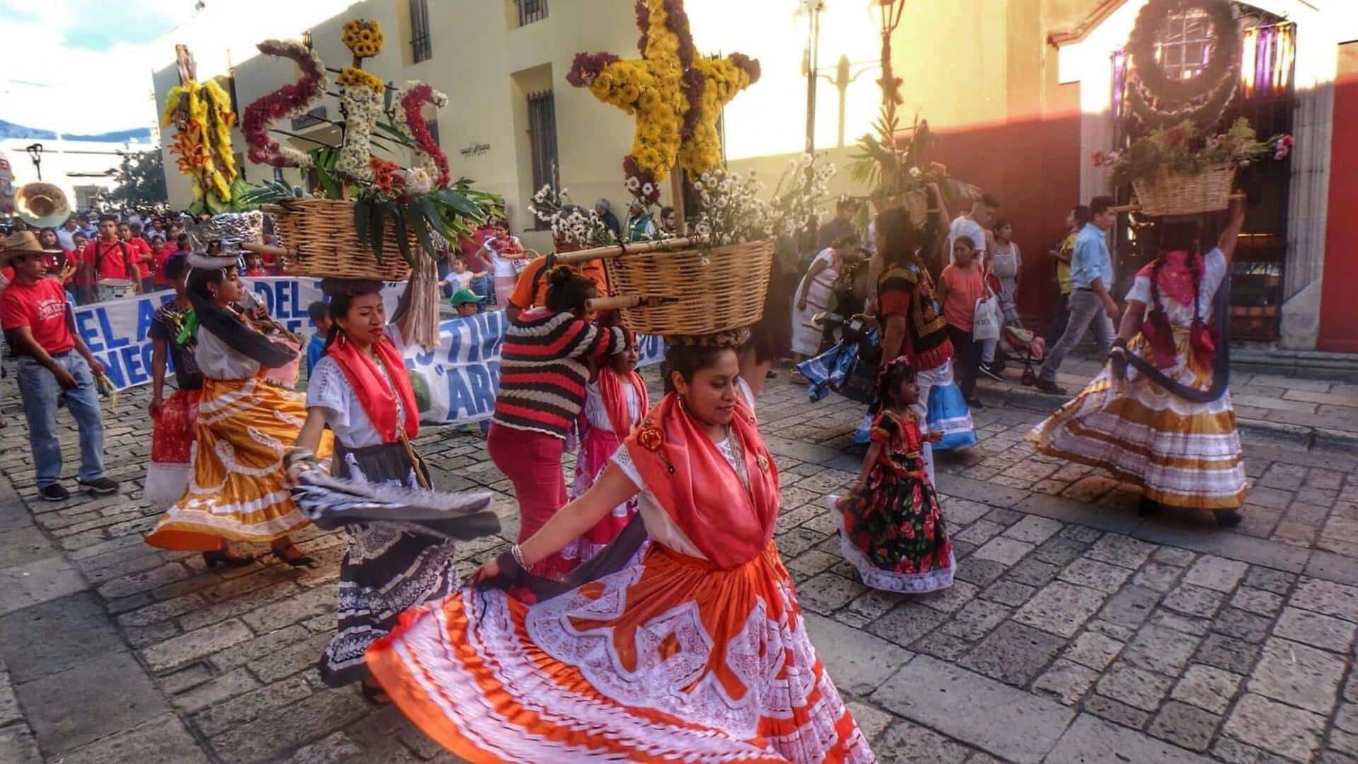 Rasakan pesta budaya Oaxaca yang semarak dengan panduan ini