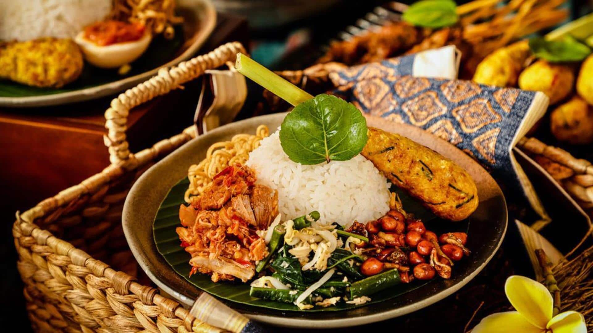 Hidangan Berbasis Nasi Bali yang Wajib Dicoba